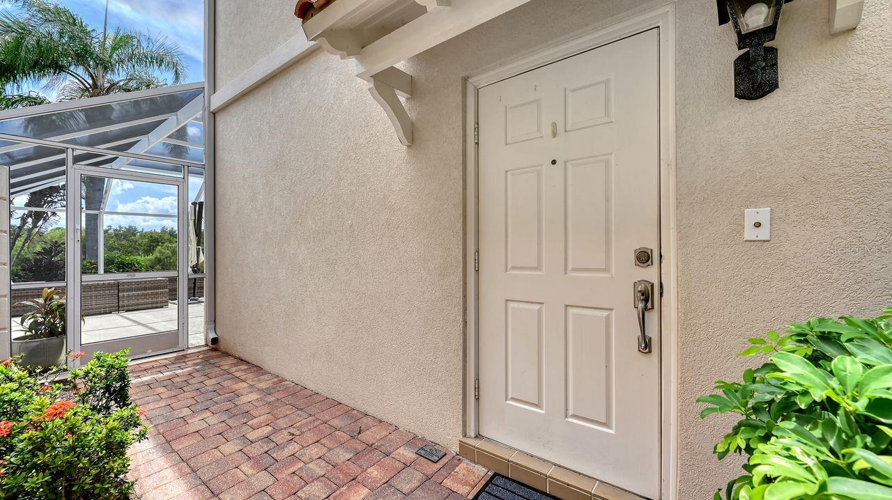 1531 BURGOS DR
