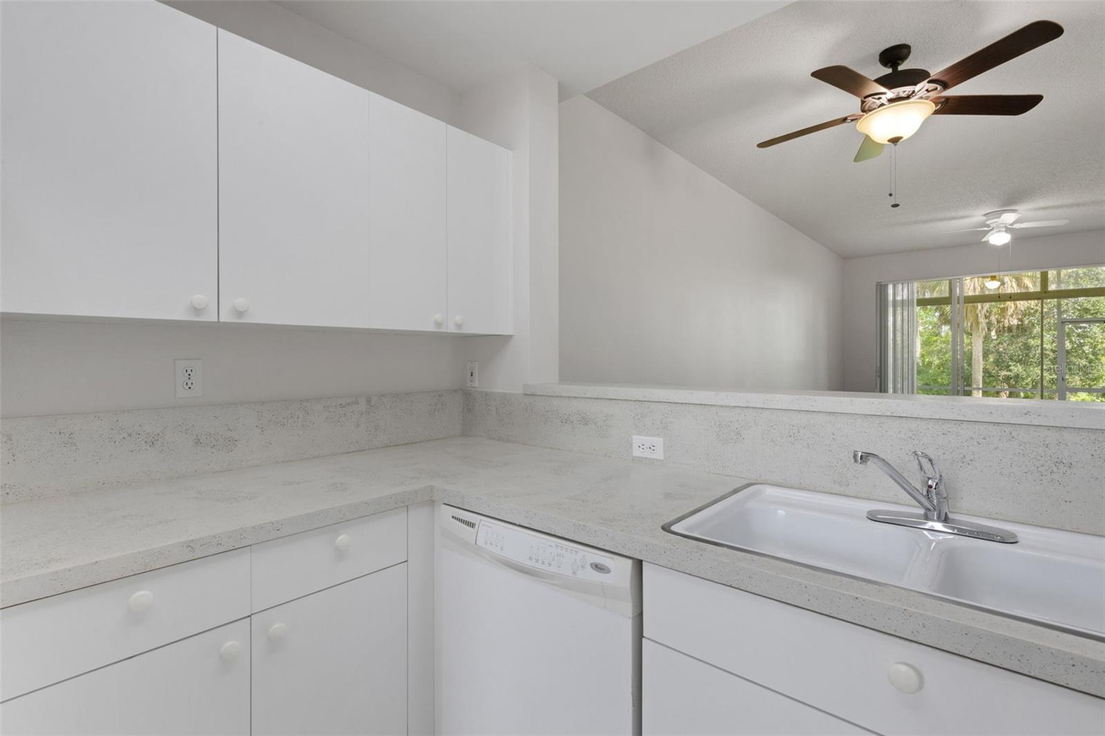 4640 TOWER HILL LN #2316