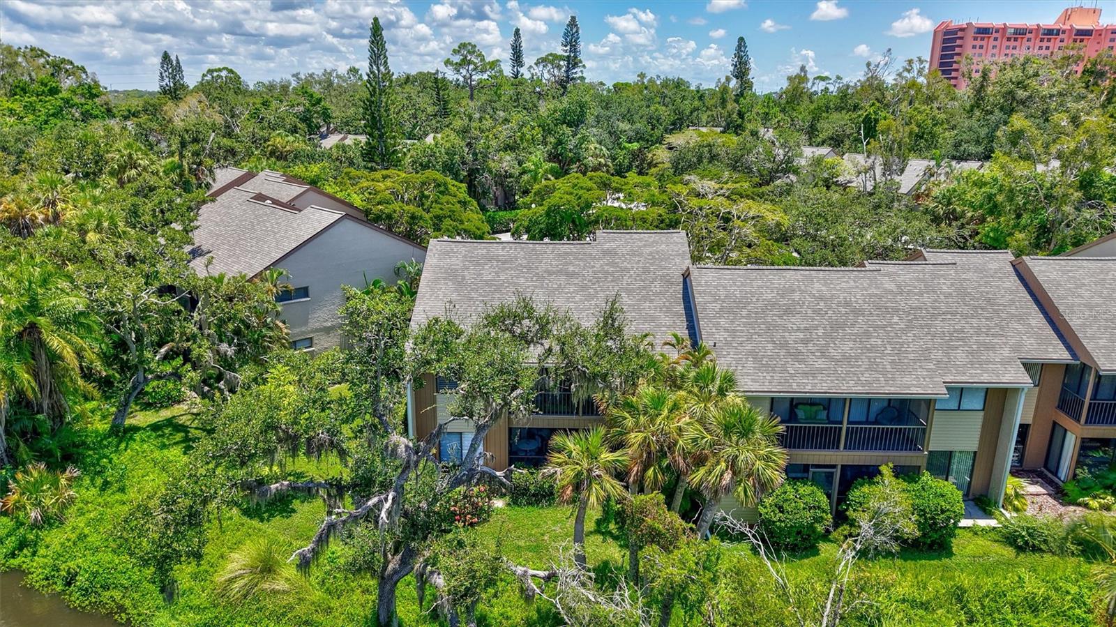 1637 BROOKHOUSE CT #244