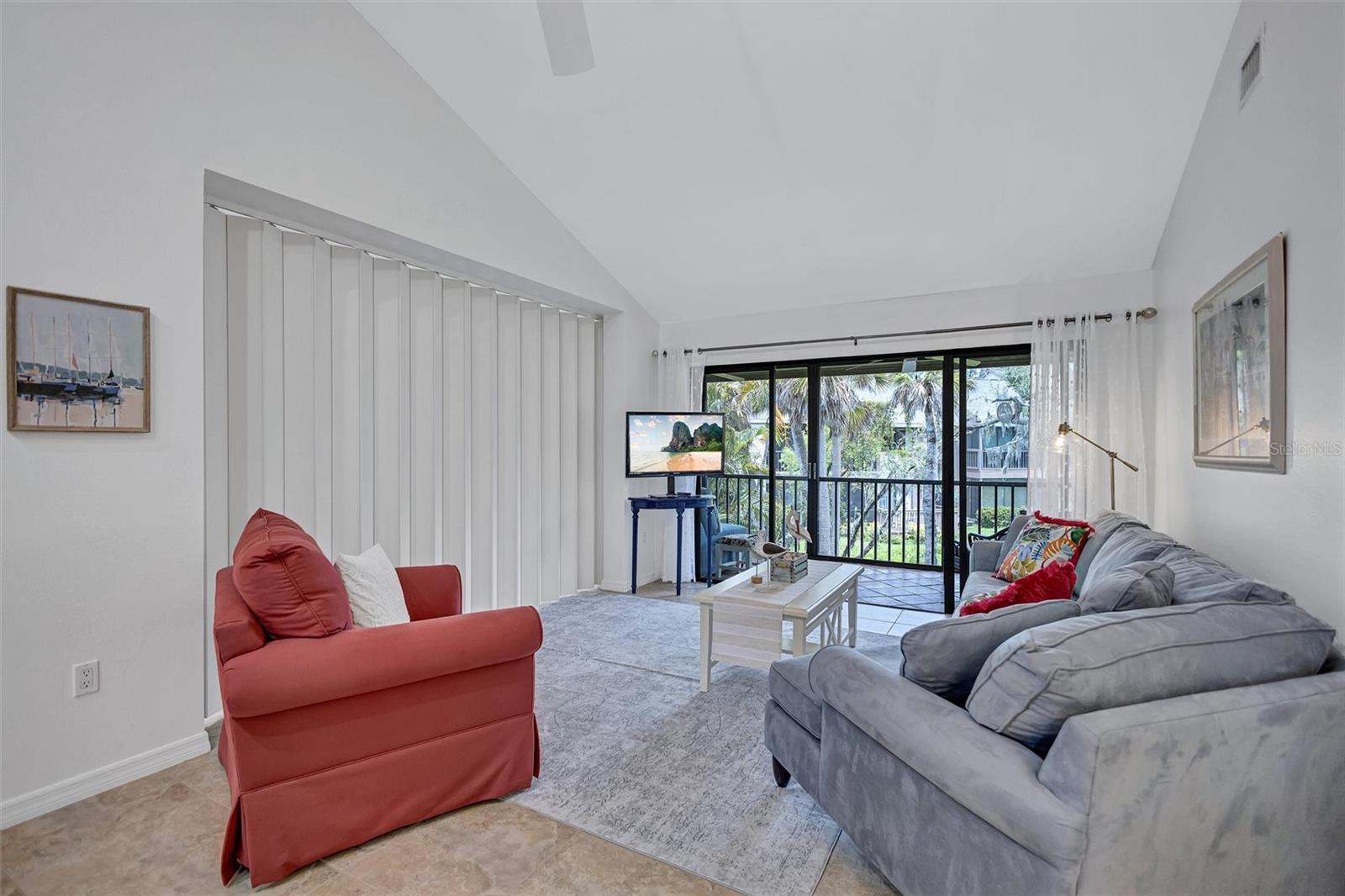 1637 BROOKHOUSE CT #244