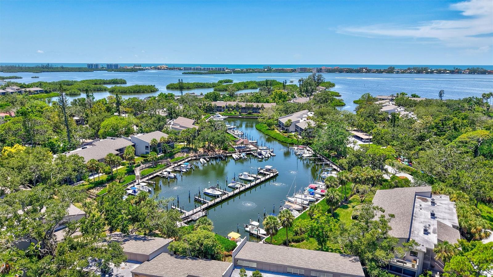 1637 BROOKHOUSE CT #244