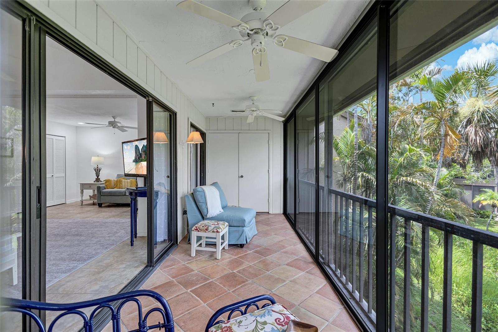 1637 BROOKHOUSE CT #244