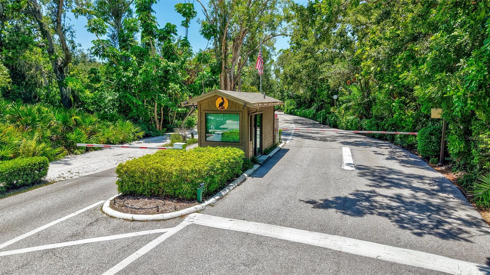 1637 BROOKHOUSE CT #244