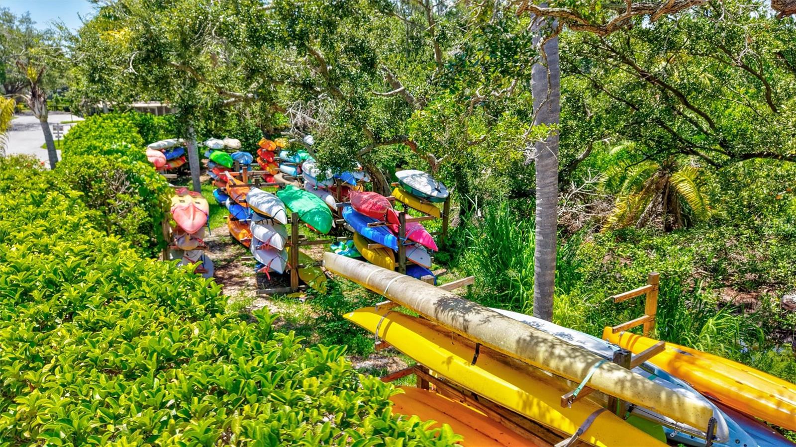 1637 BROOKHOUSE CT #244