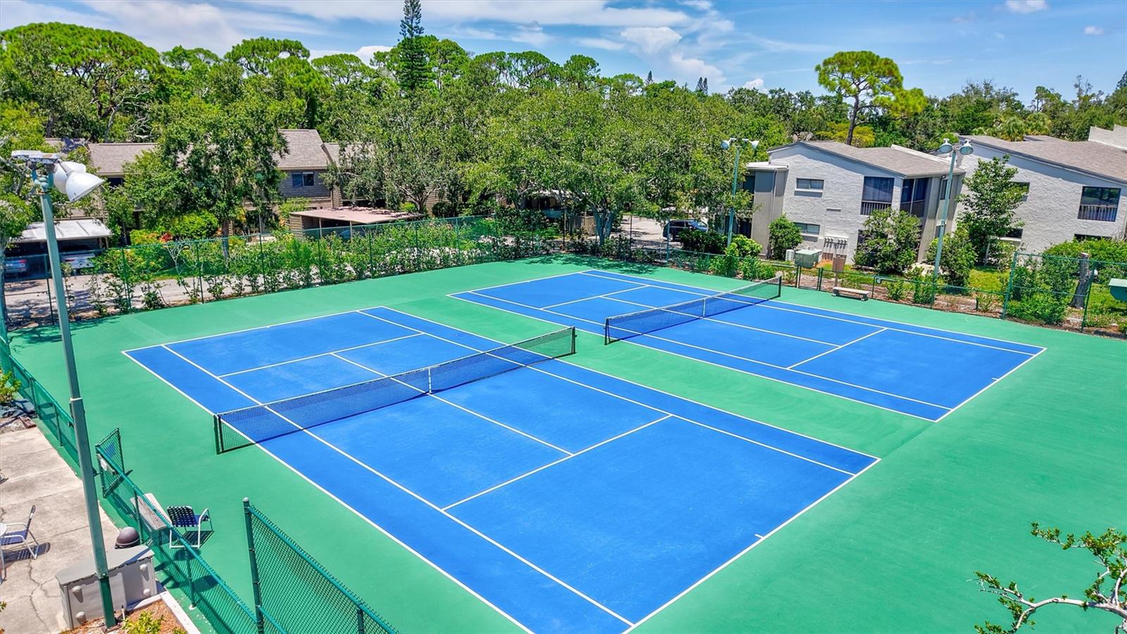 1637 BROOKHOUSE CT #244