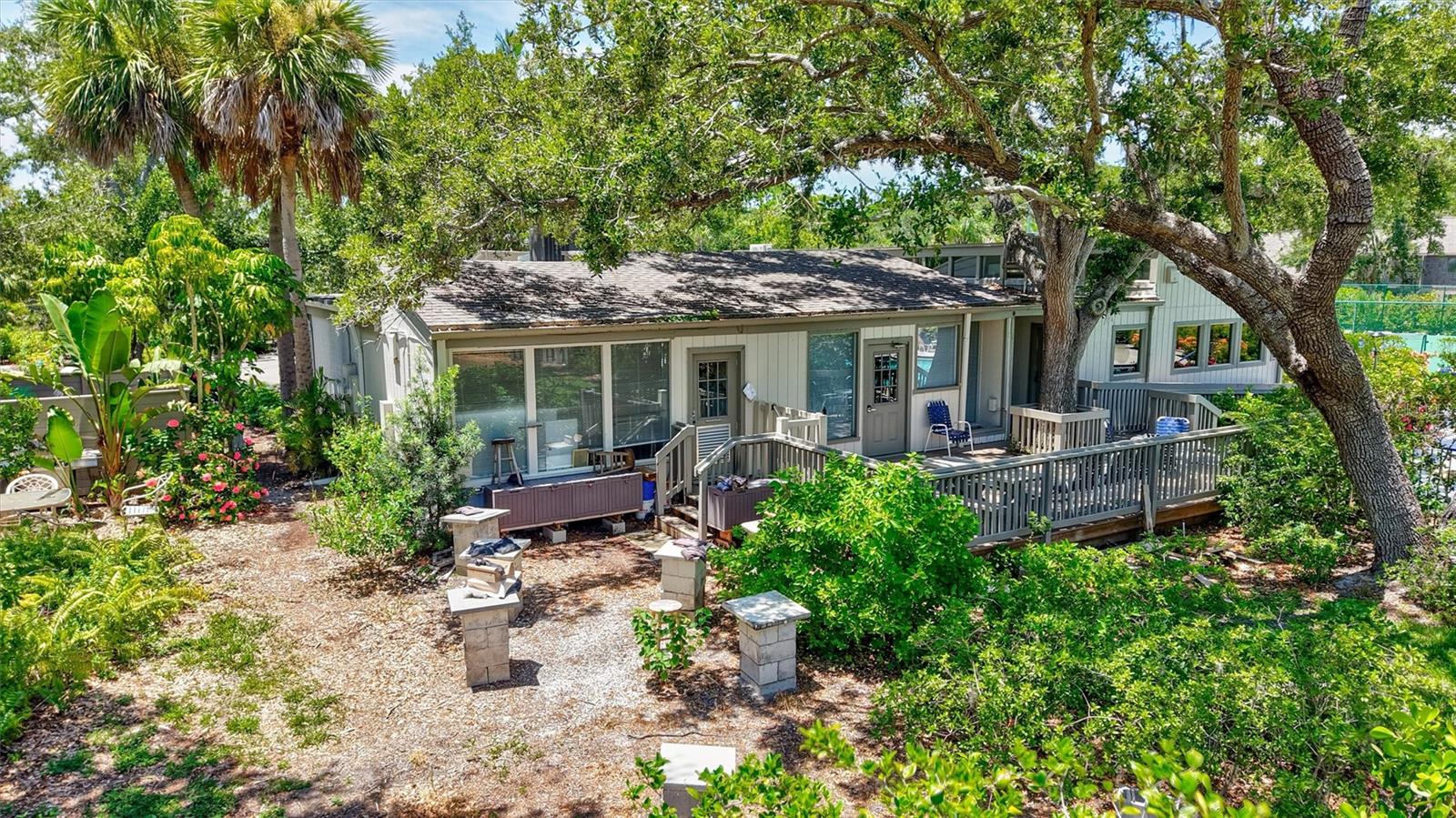 1637 BROOKHOUSE CT #244