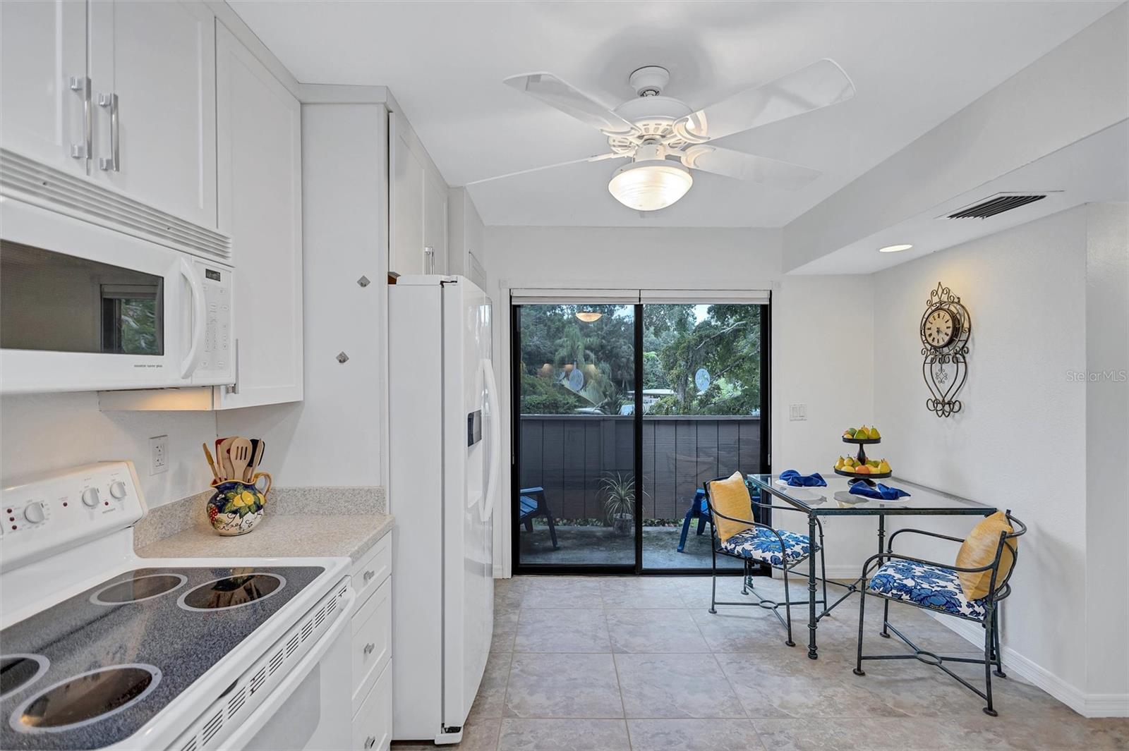 1637 BROOKHOUSE CT #244