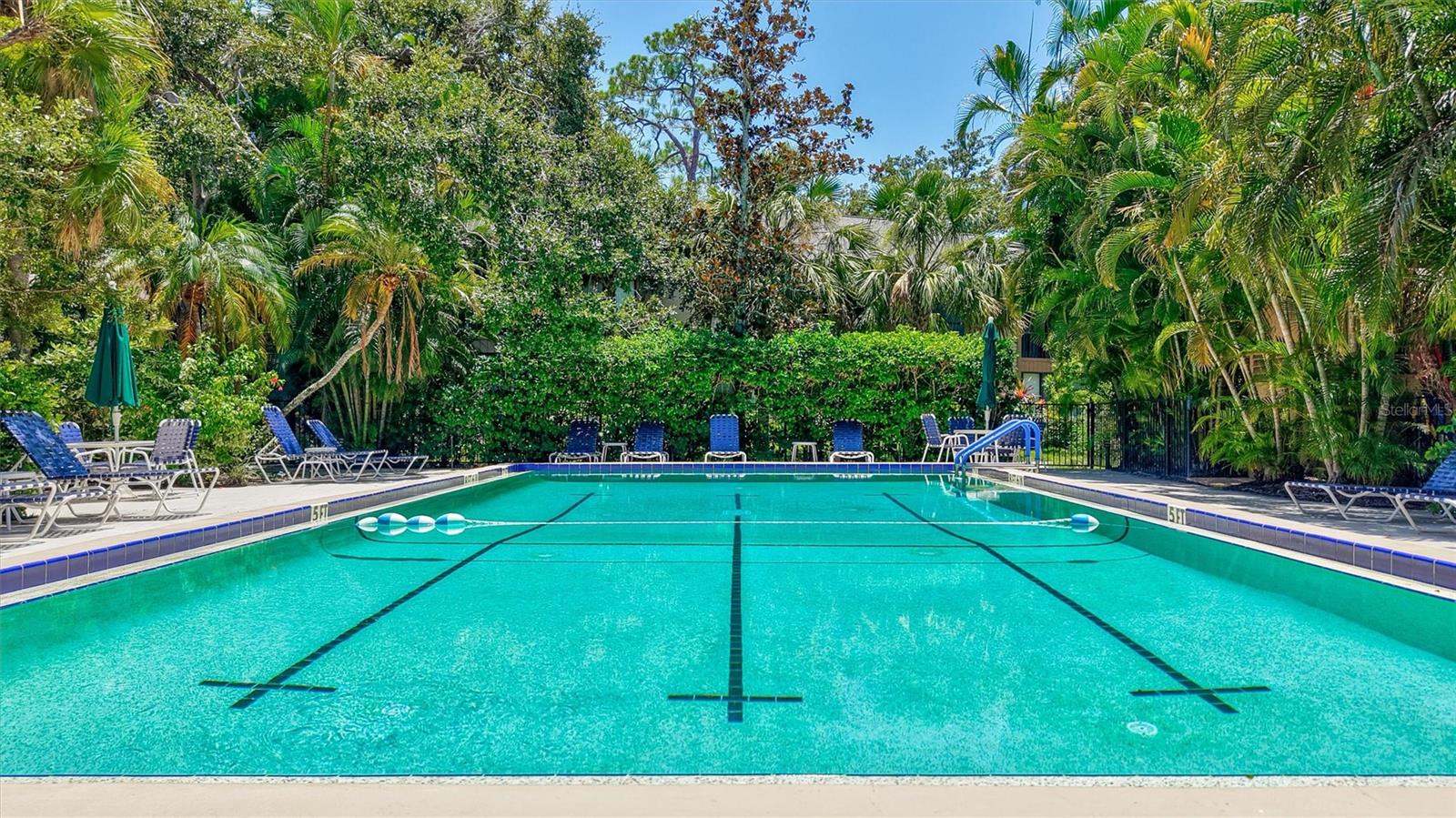 1637 BROOKHOUSE CT #244