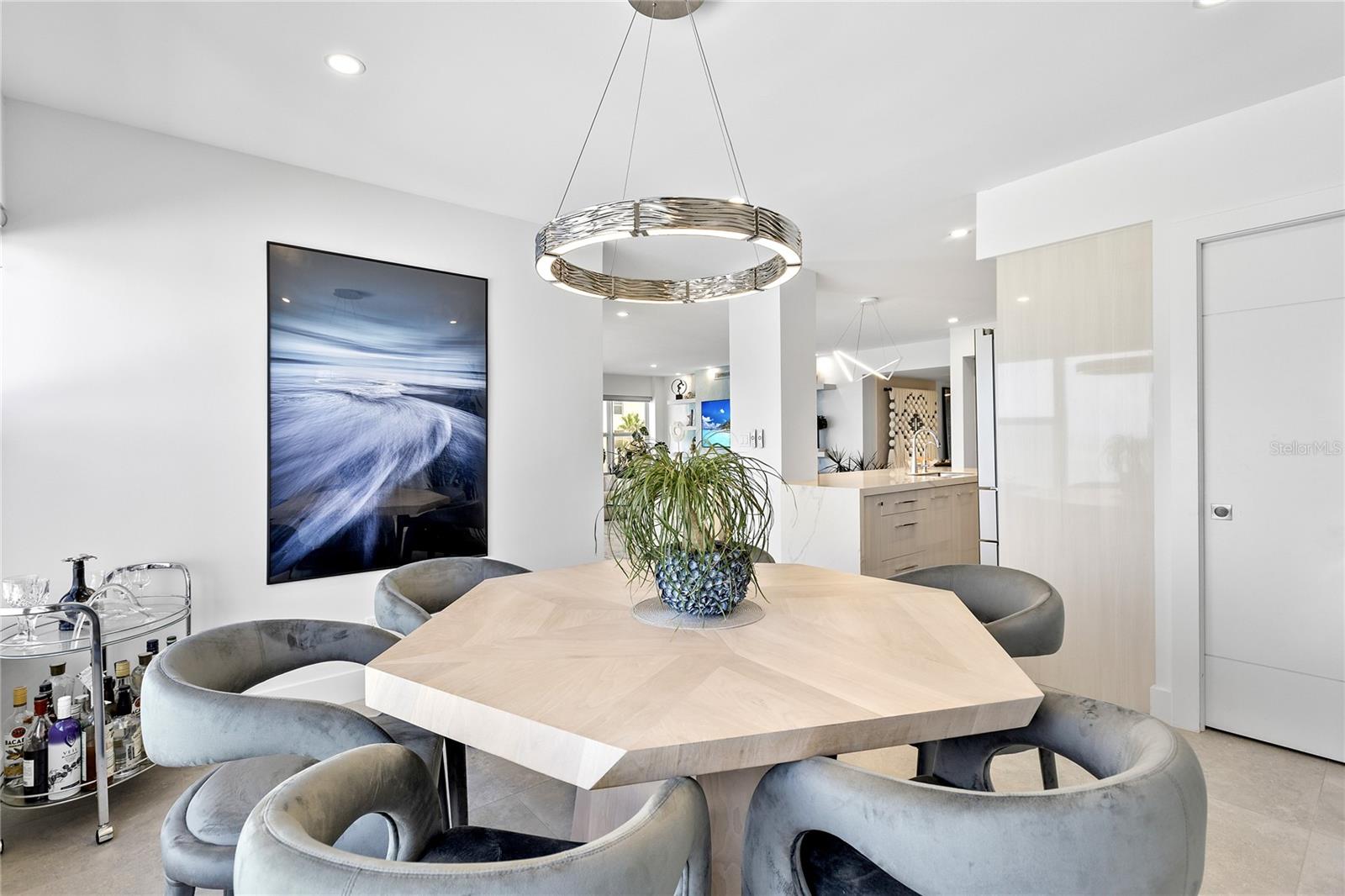 601 LONGBOAT CLUB RD #404S