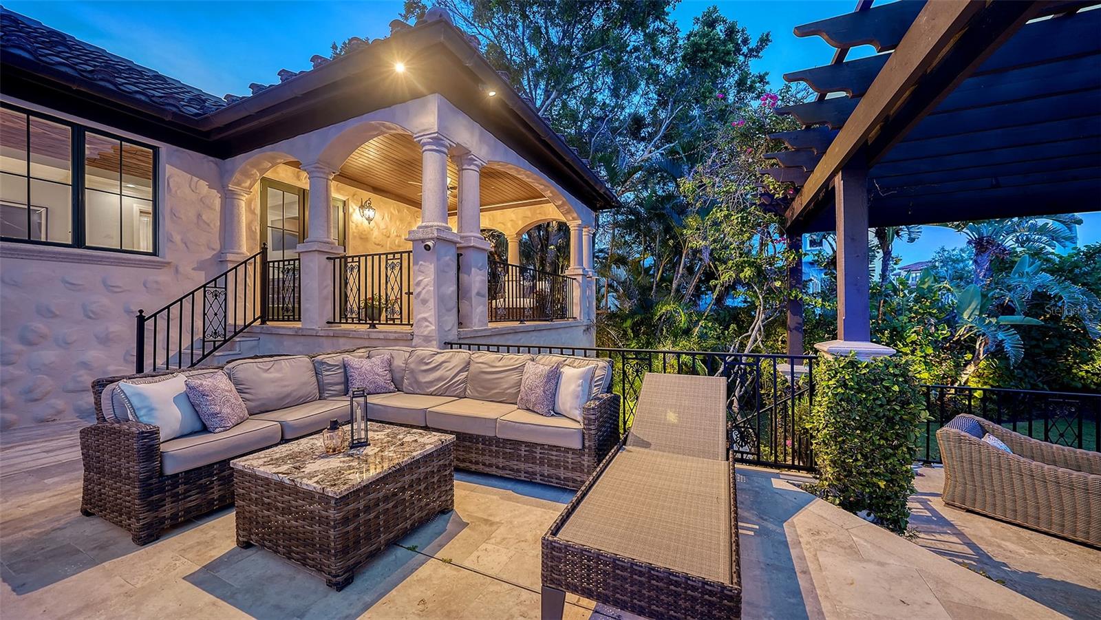 265 CEDAR PARK CIR