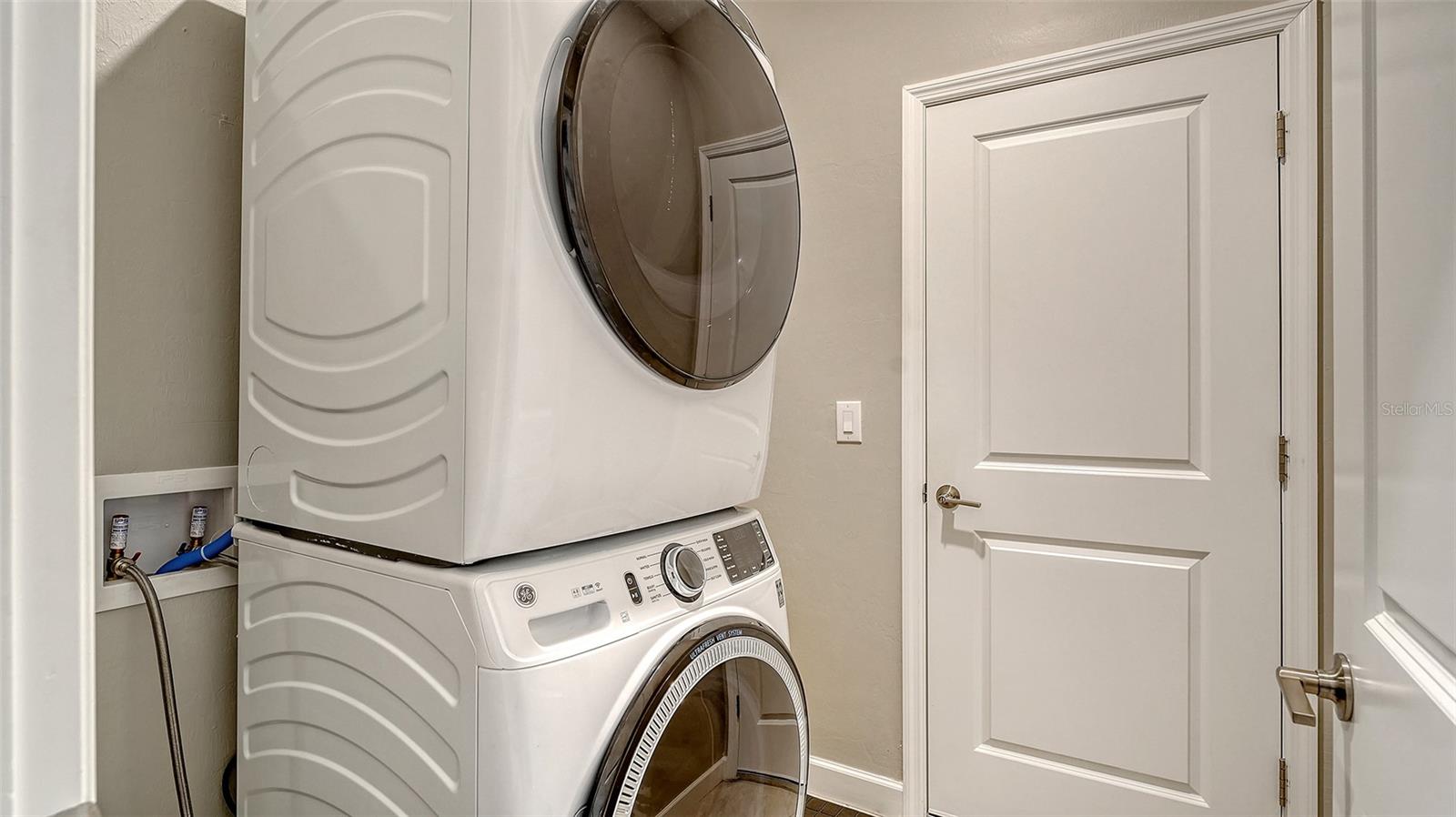 5211 MARINA BASIN CT