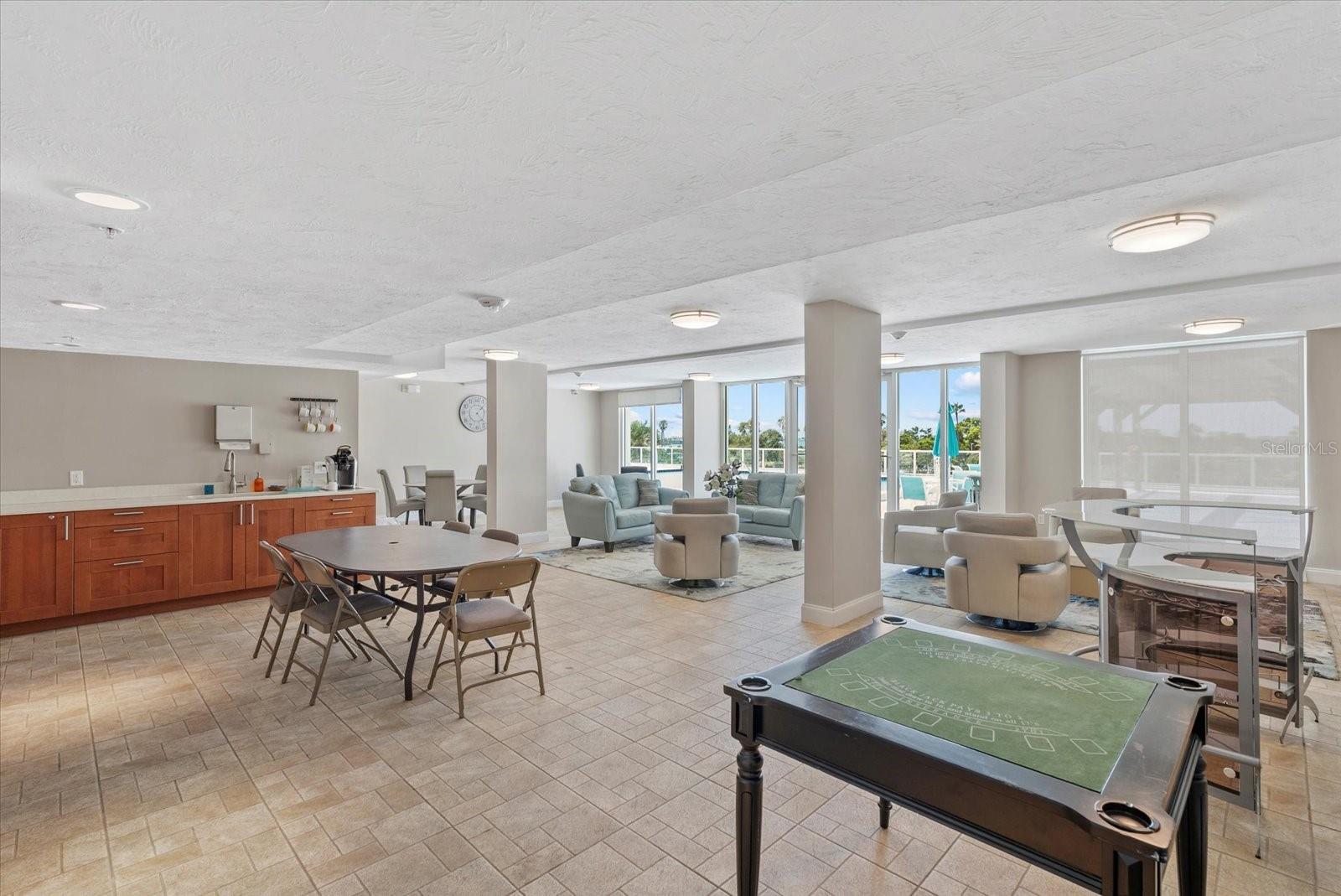 101 S GULFSTREAM AVE #10J