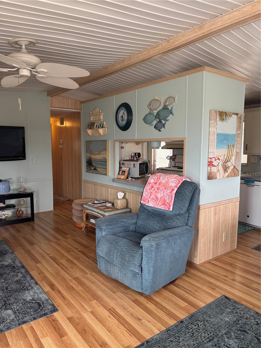 2036 S MOBILE ESTATES DR