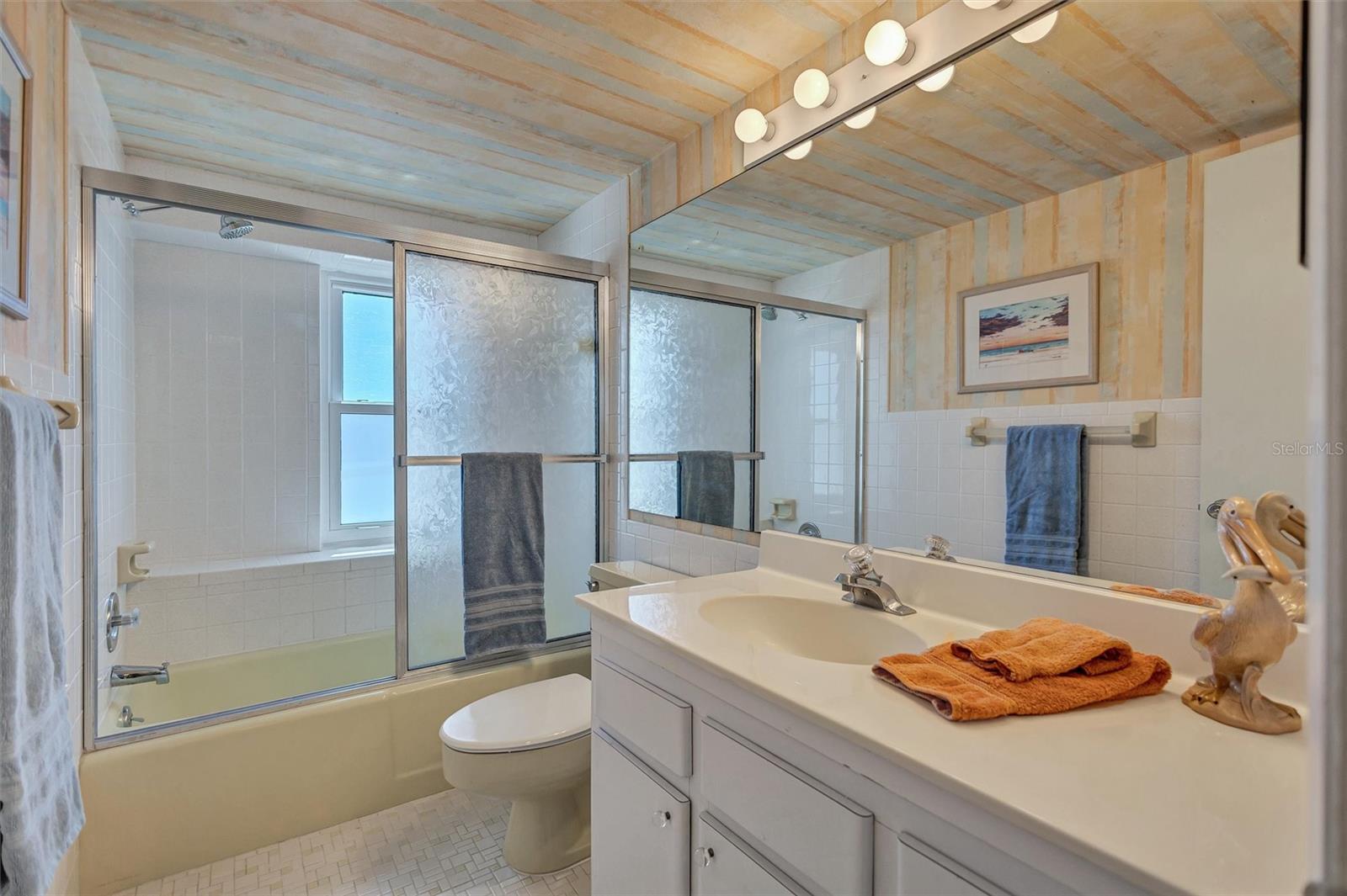 6140 MIDNIGHT PASS RD #601