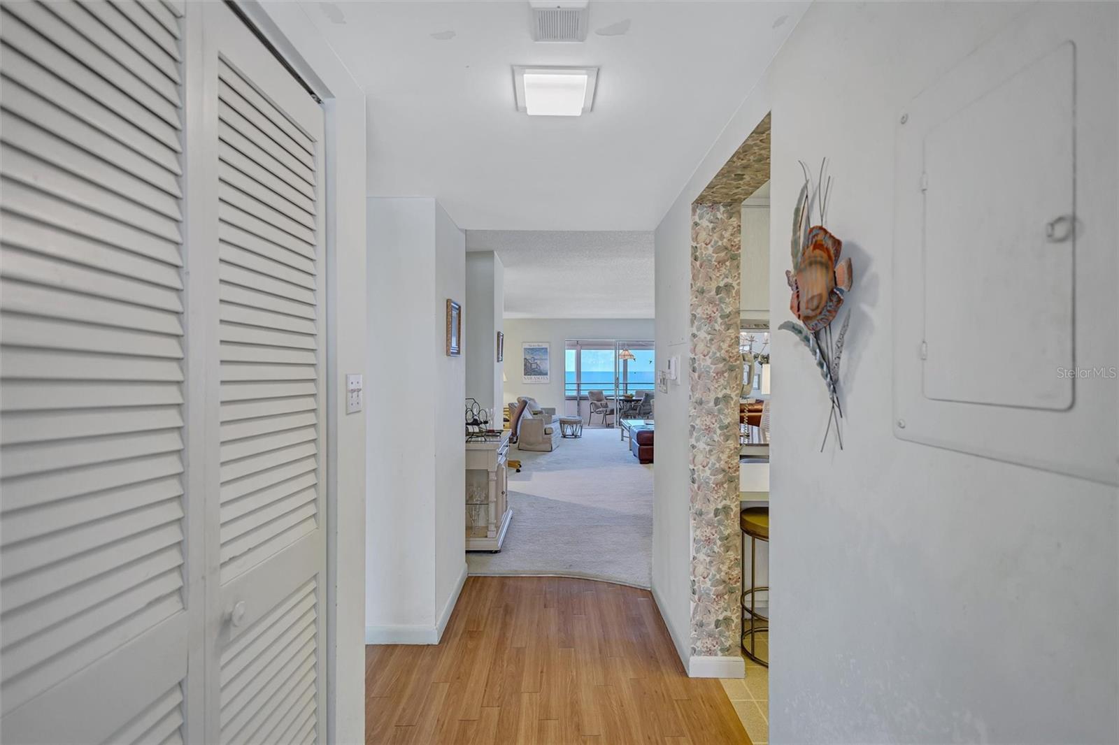 6140 MIDNIGHT PASS RD #601