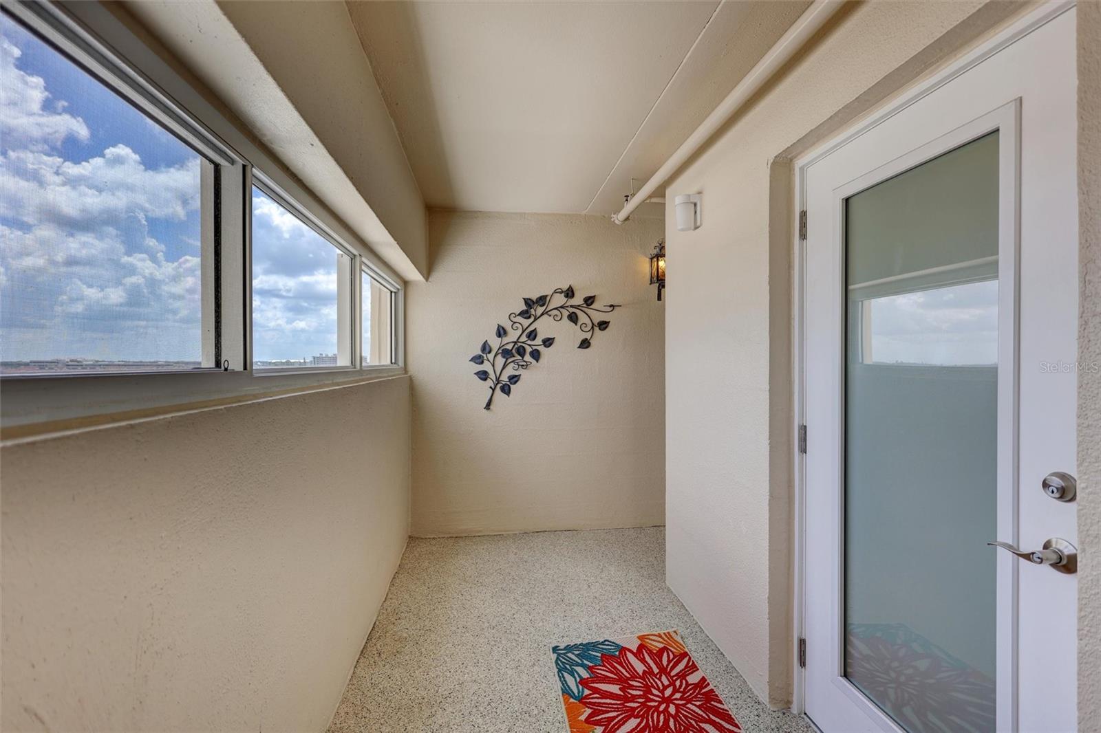 6140 MIDNIGHT PASS RD #601