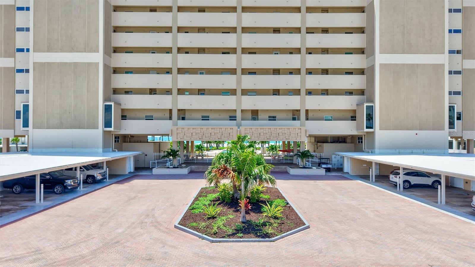 6140 MIDNIGHT PASS RD #601