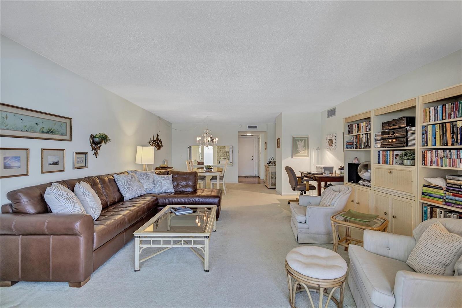 6140 MIDNIGHT PASS RD #601