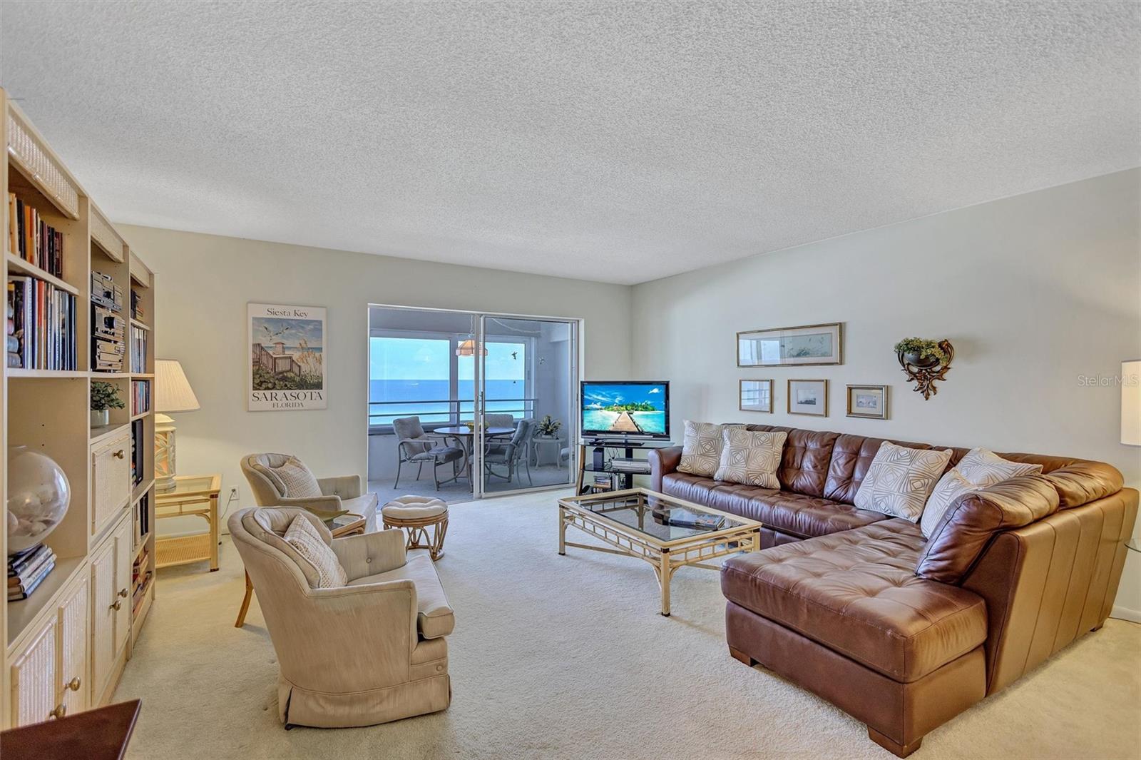 6140 MIDNIGHT PASS RD #601