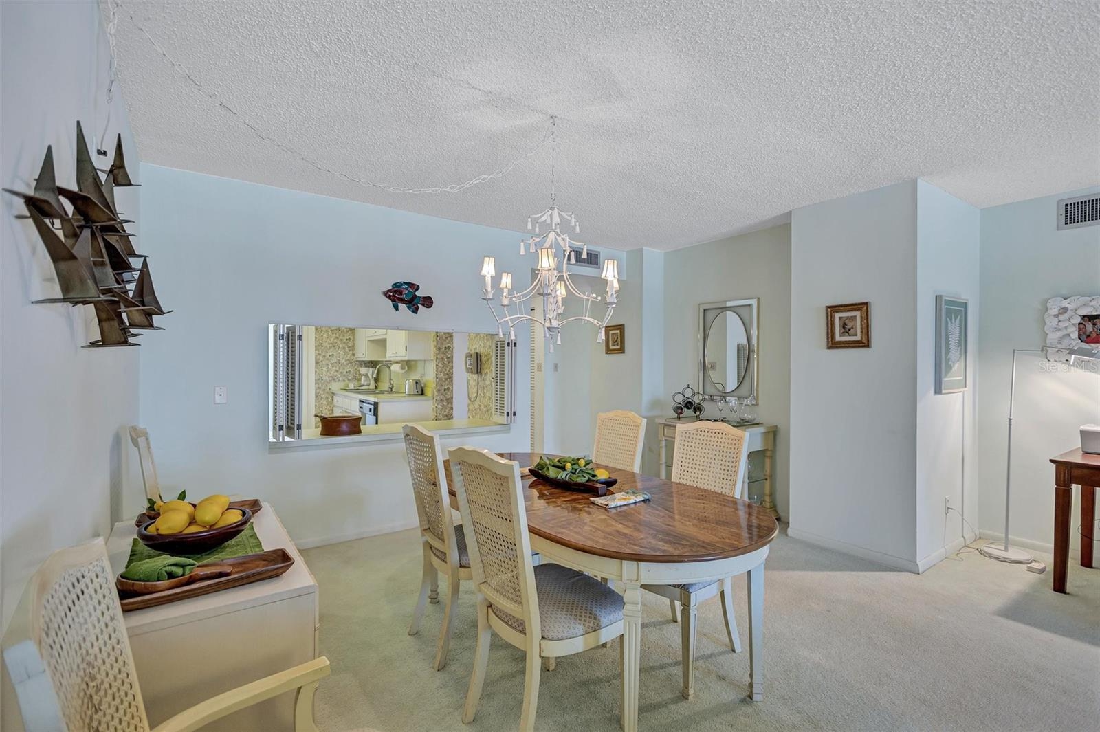 6140 MIDNIGHT PASS RD #601