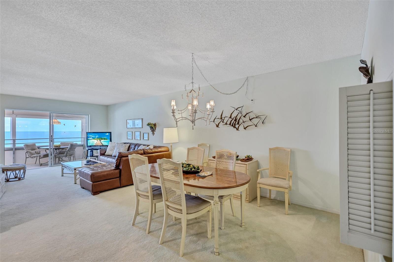 6140 MIDNIGHT PASS RD #601