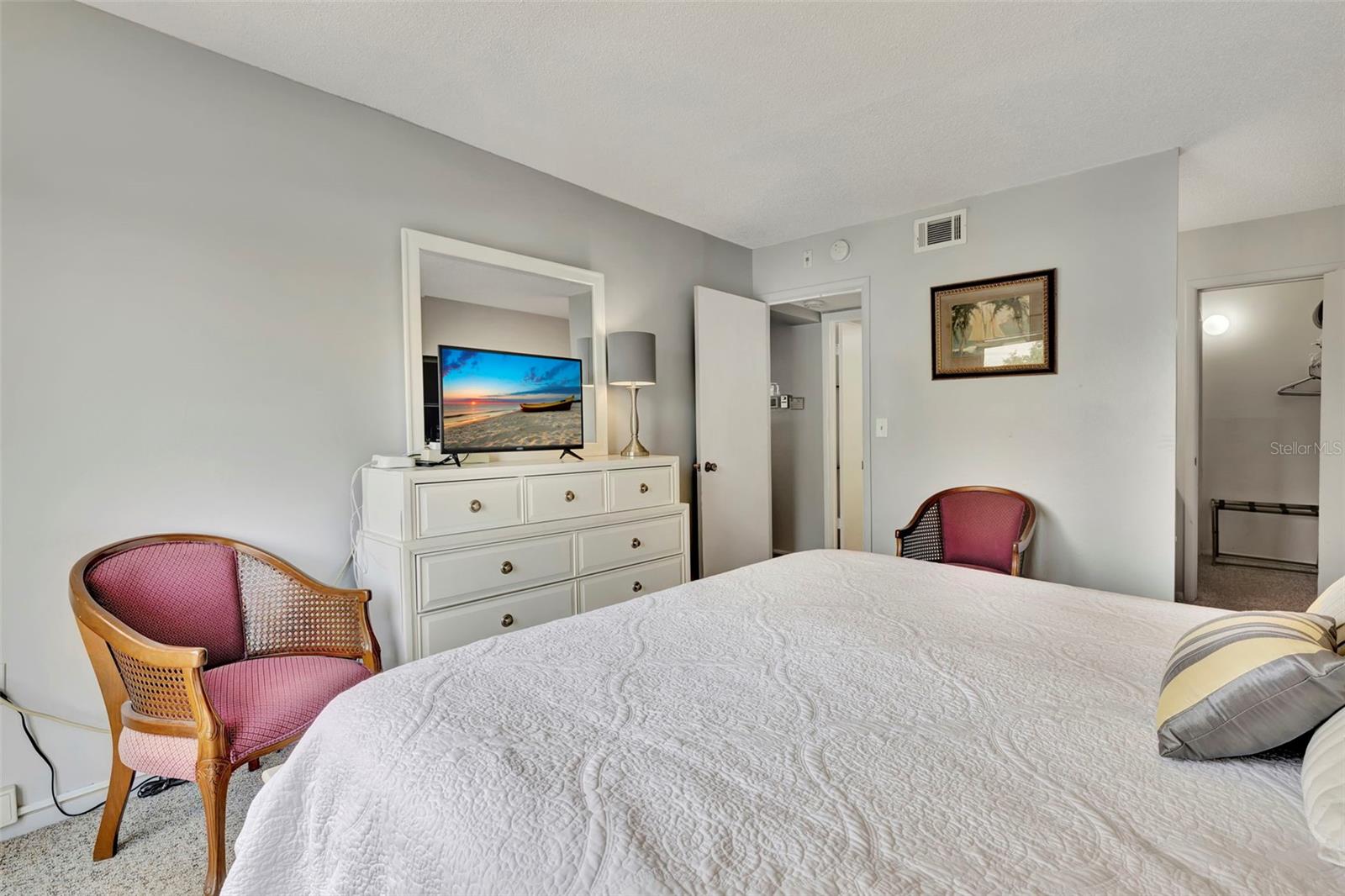 6157 MIDNIGHT PASS RD #E24