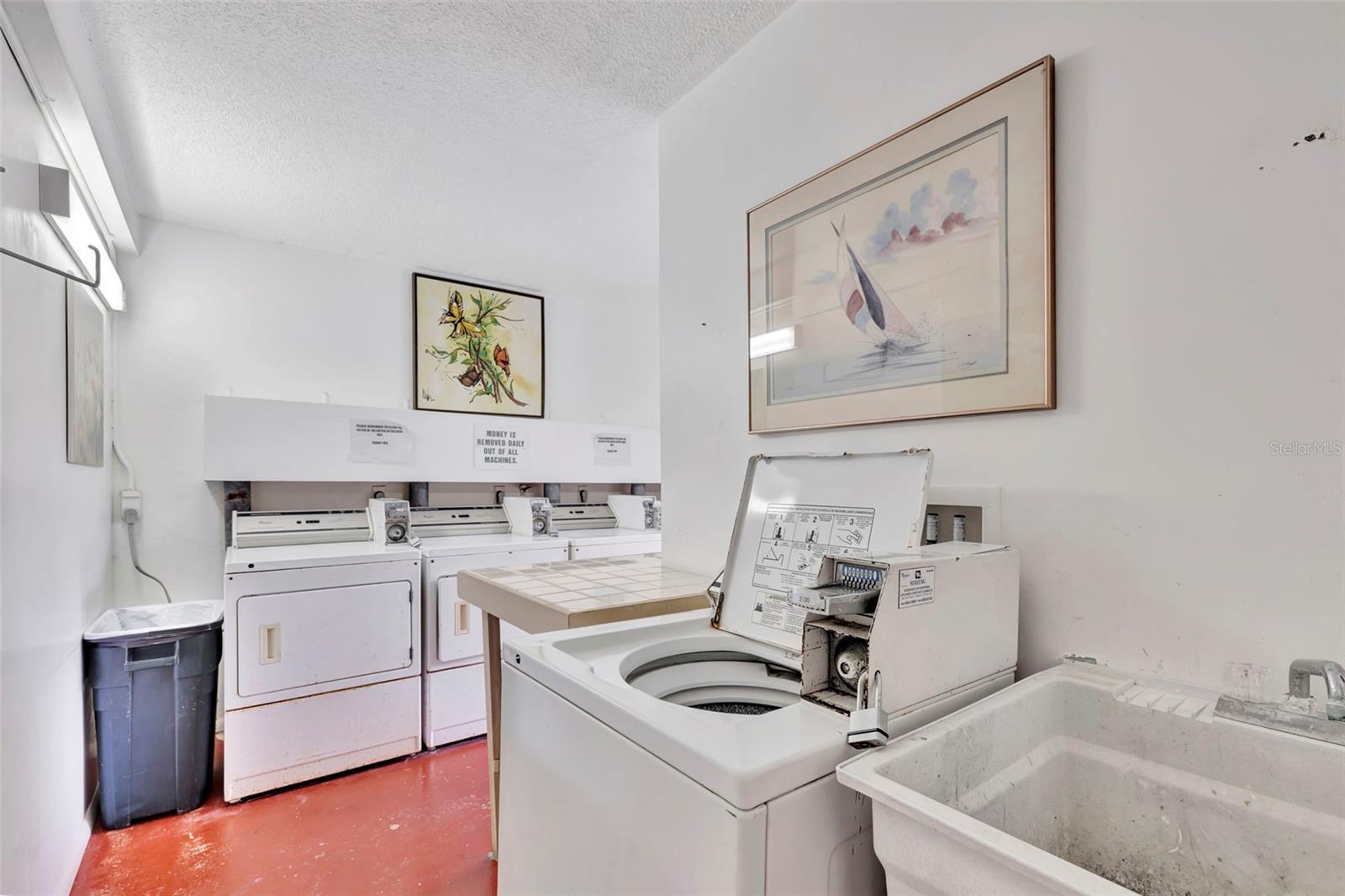 6157 MIDNIGHT PASS RD #E24