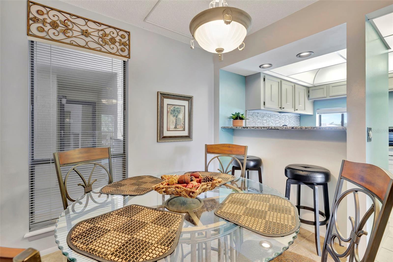 6157 MIDNIGHT PASS RD #E24