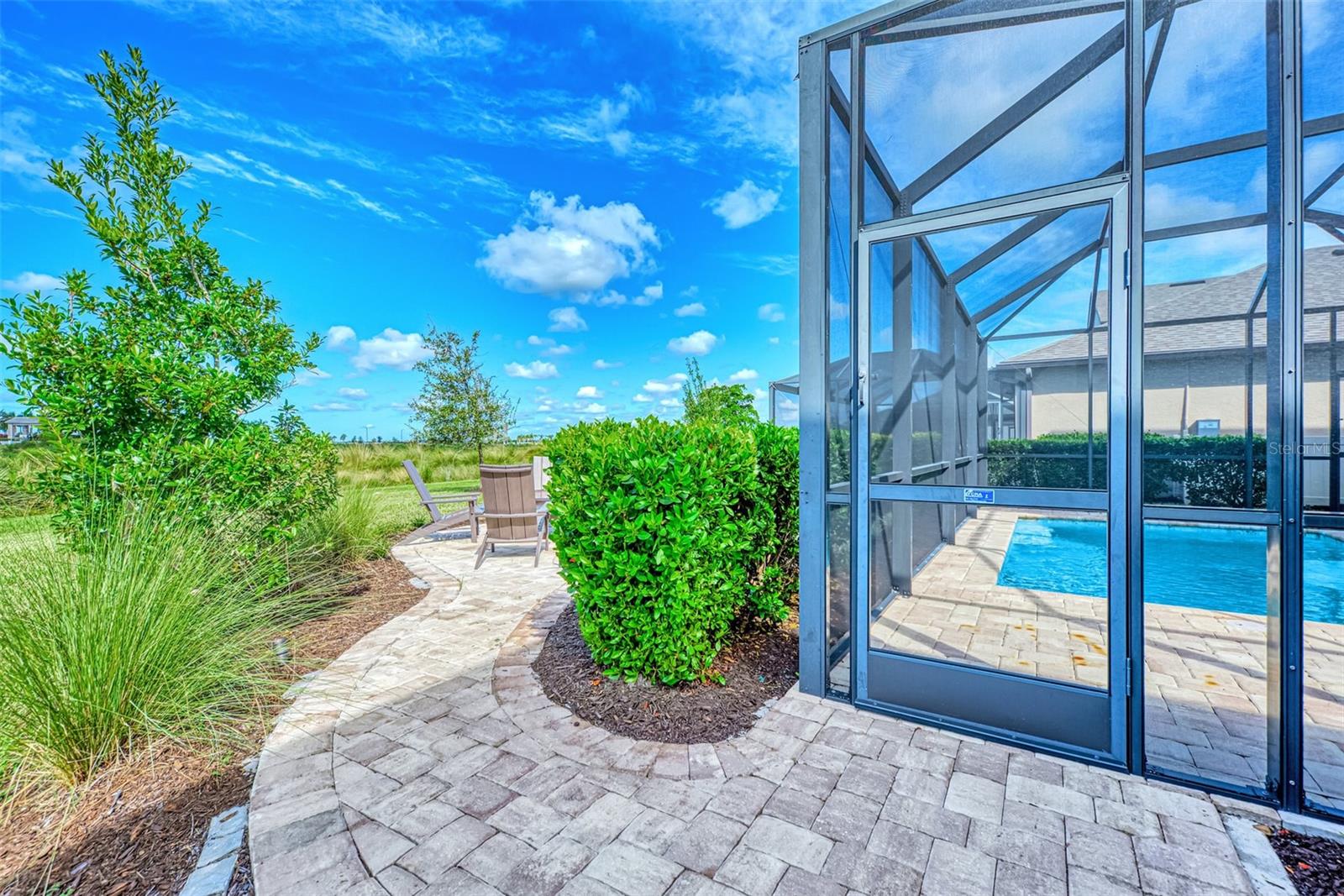 8216 SUMMER NIGHT RD