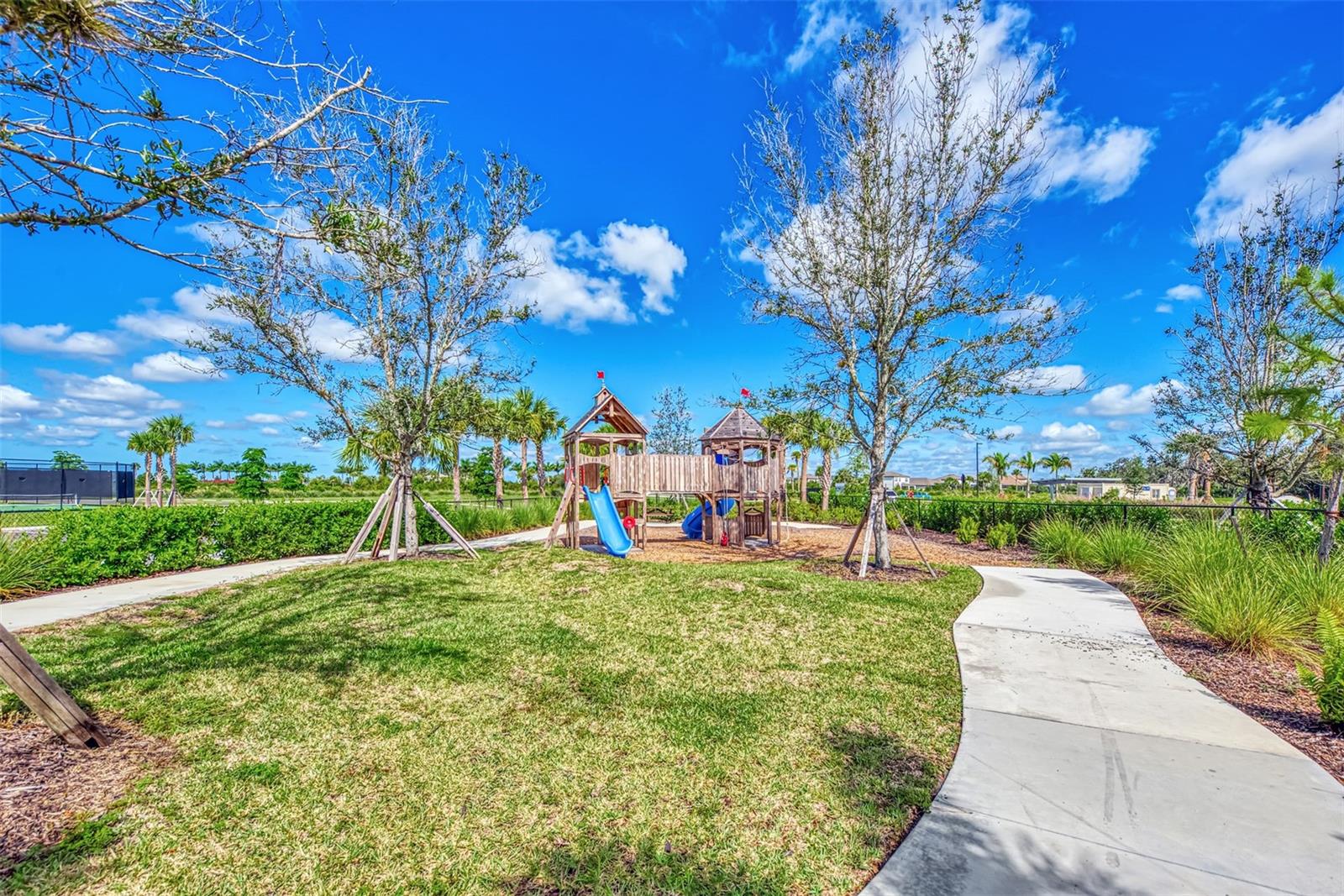 8216 SUMMER NIGHT RD