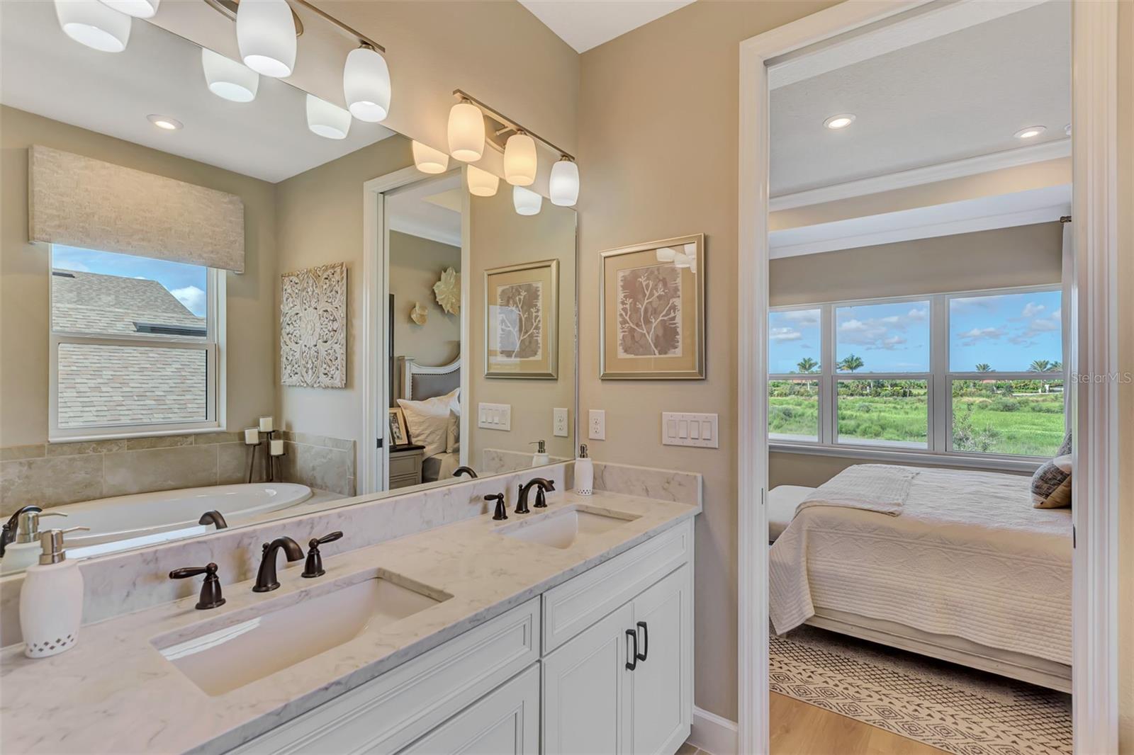 8216 SUMMER NIGHT RD