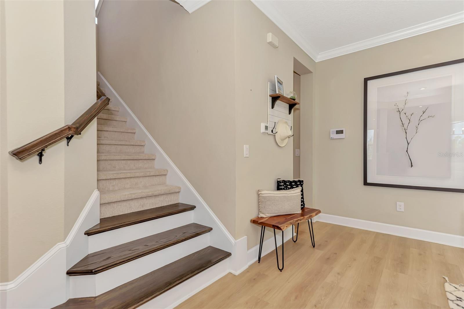 8216 SUMMER NIGHT RD