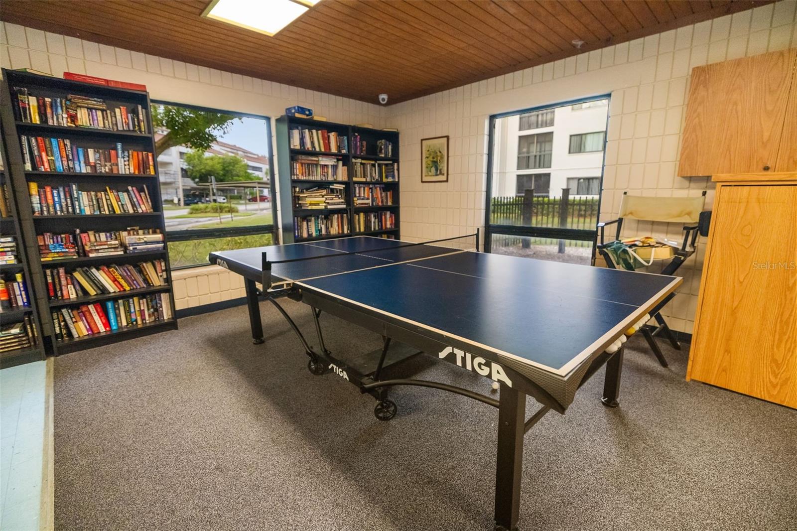 2585 COUNTRYSIDE BLVD #4302