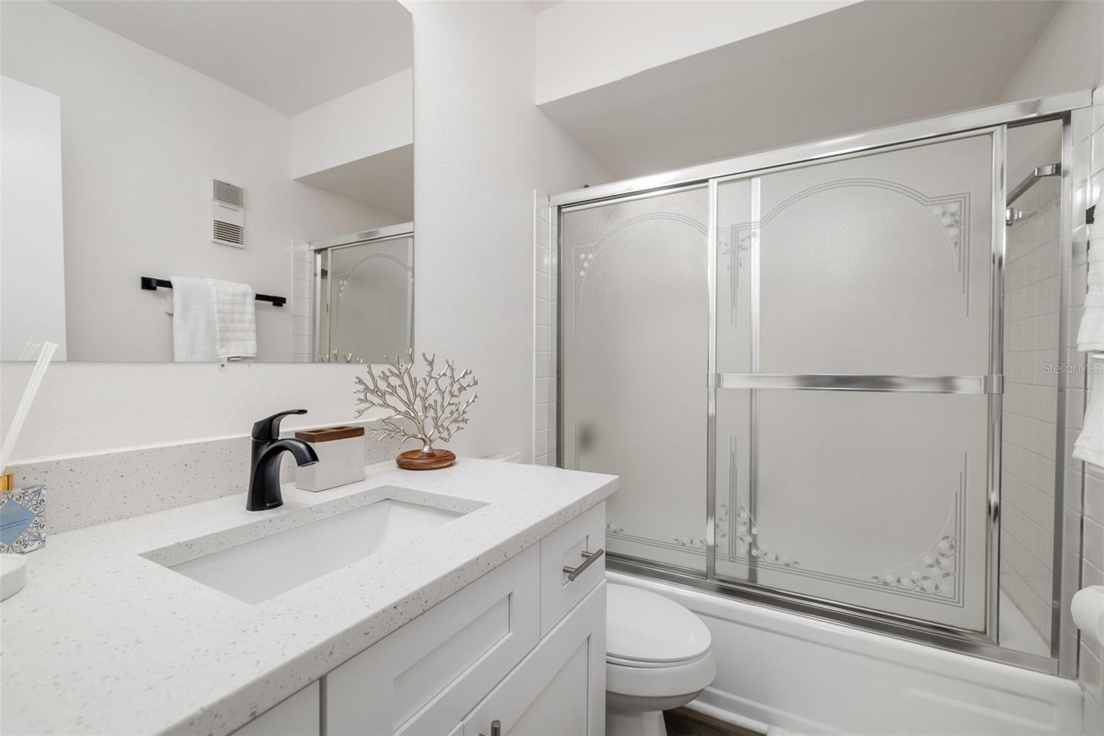 2585 COUNTRYSIDE BLVD #4302