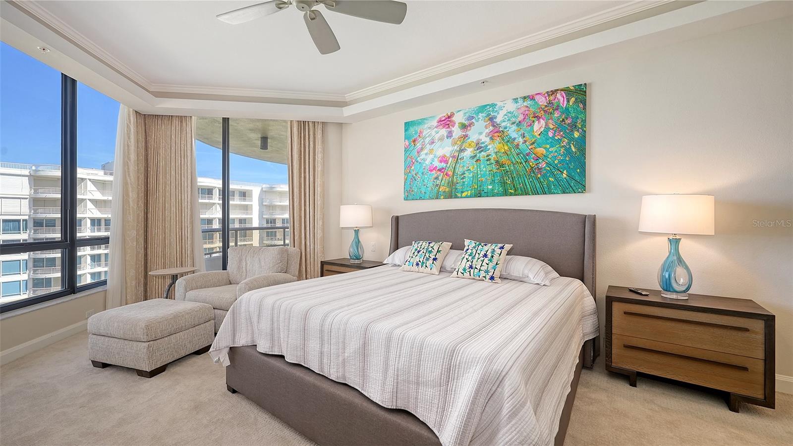 435 L AMBIANCE DR #L707