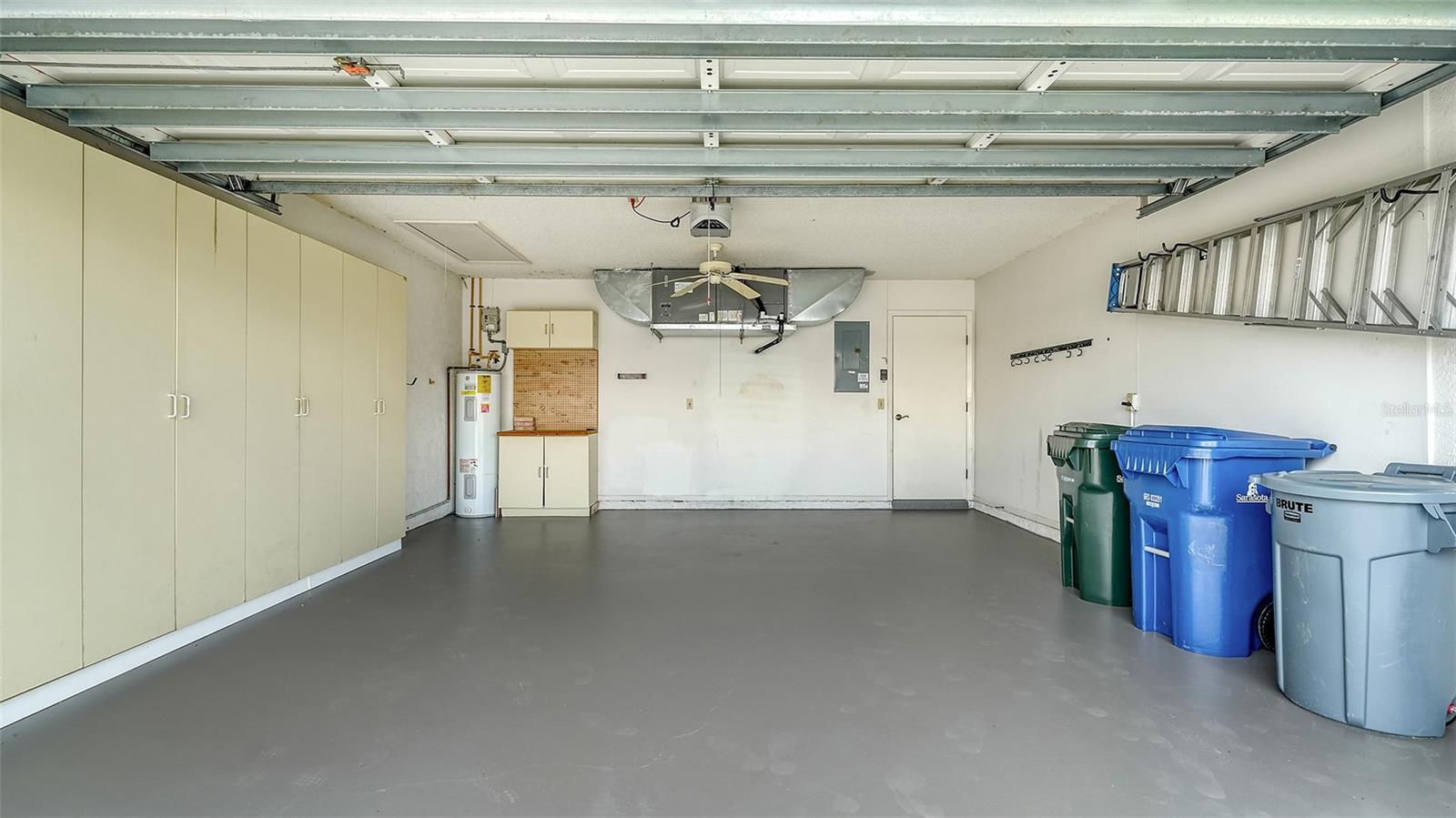 5366 CHRISTIE ANN PL #19