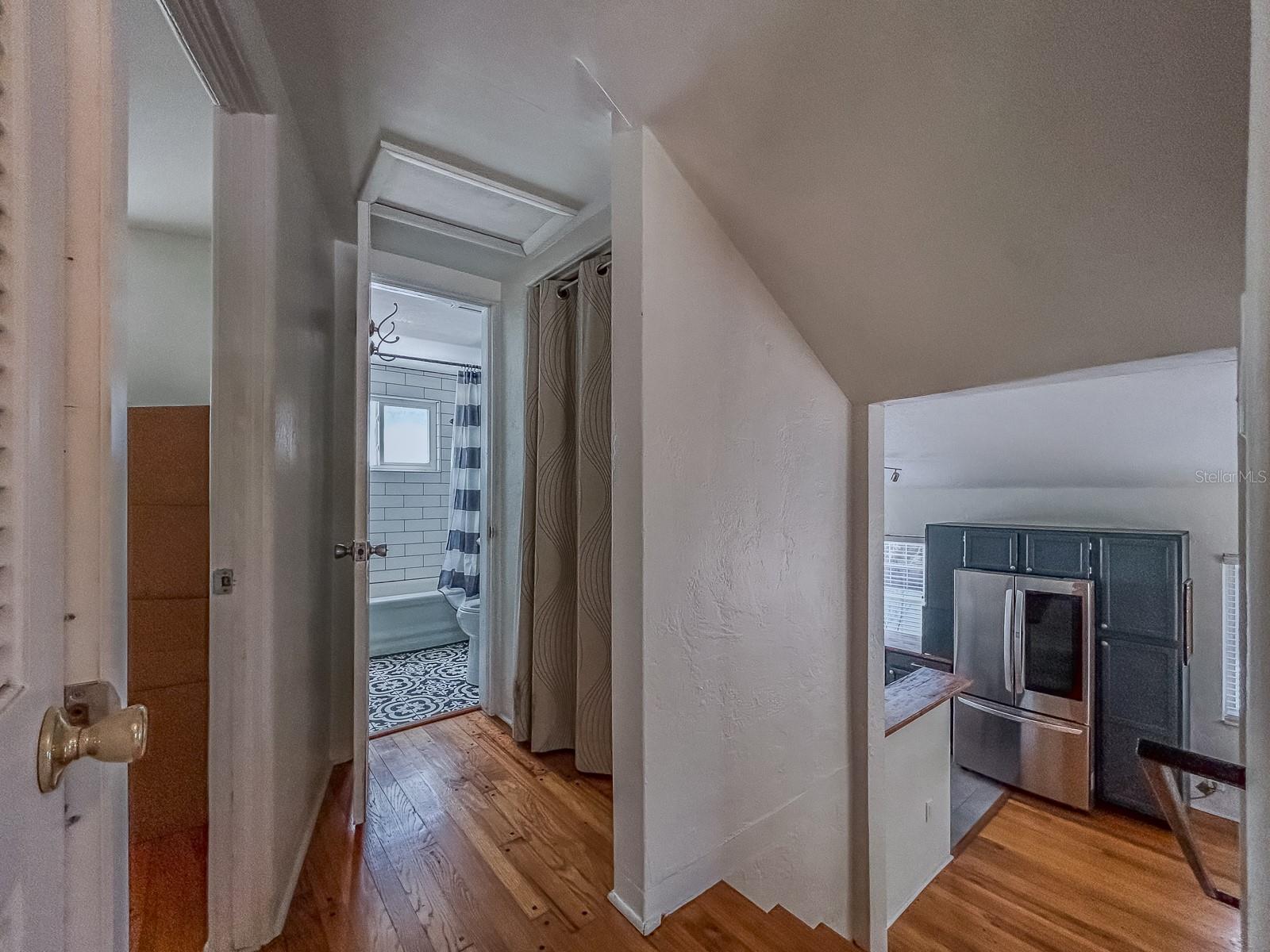 4247 DR MARTIN LUTHER KING JR ST N