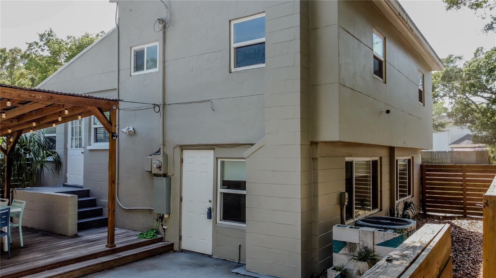 4247 DR MARTIN LUTHER KING JR ST N