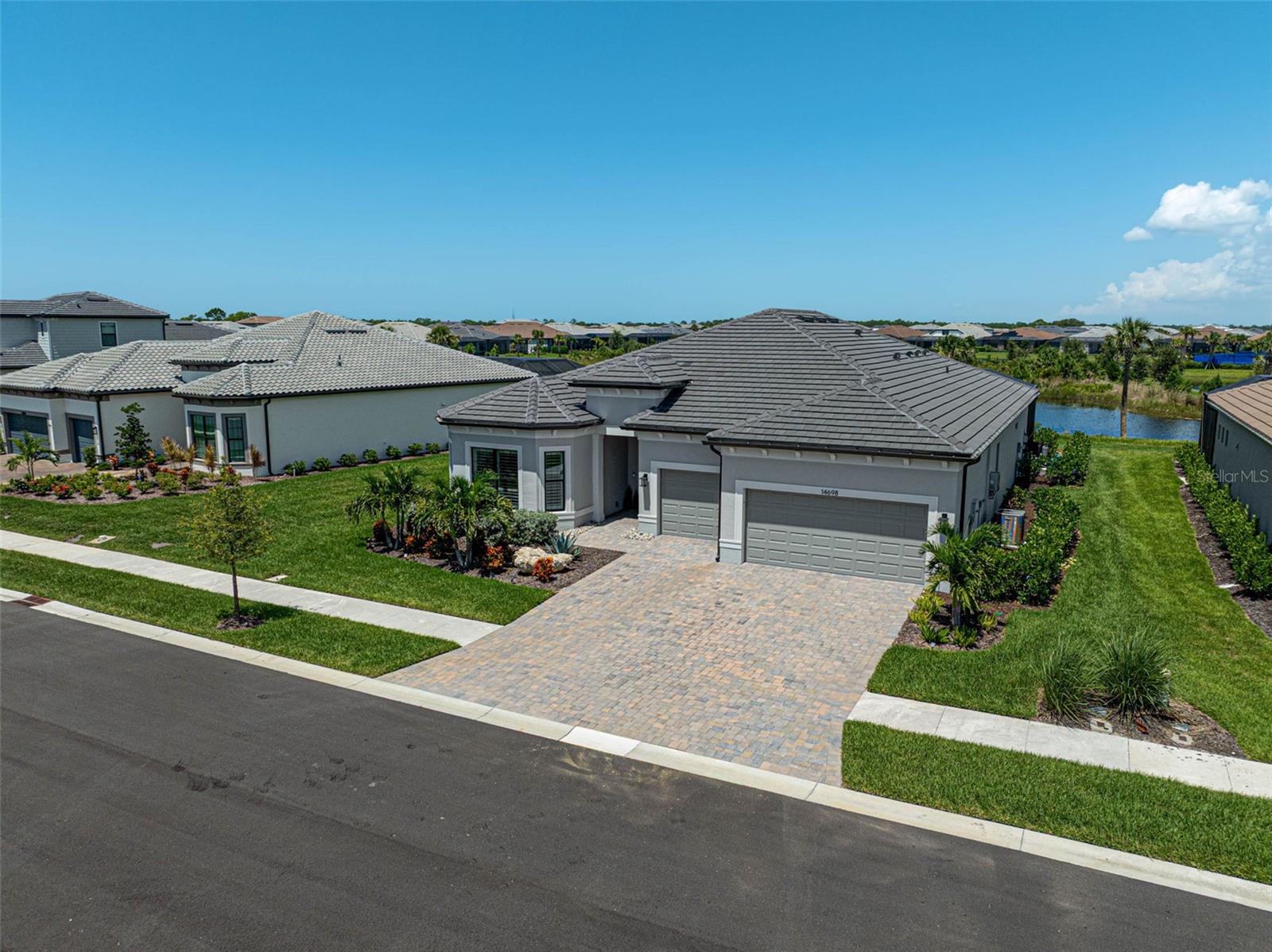 14698 HIDDEN SAWGRASS PATH