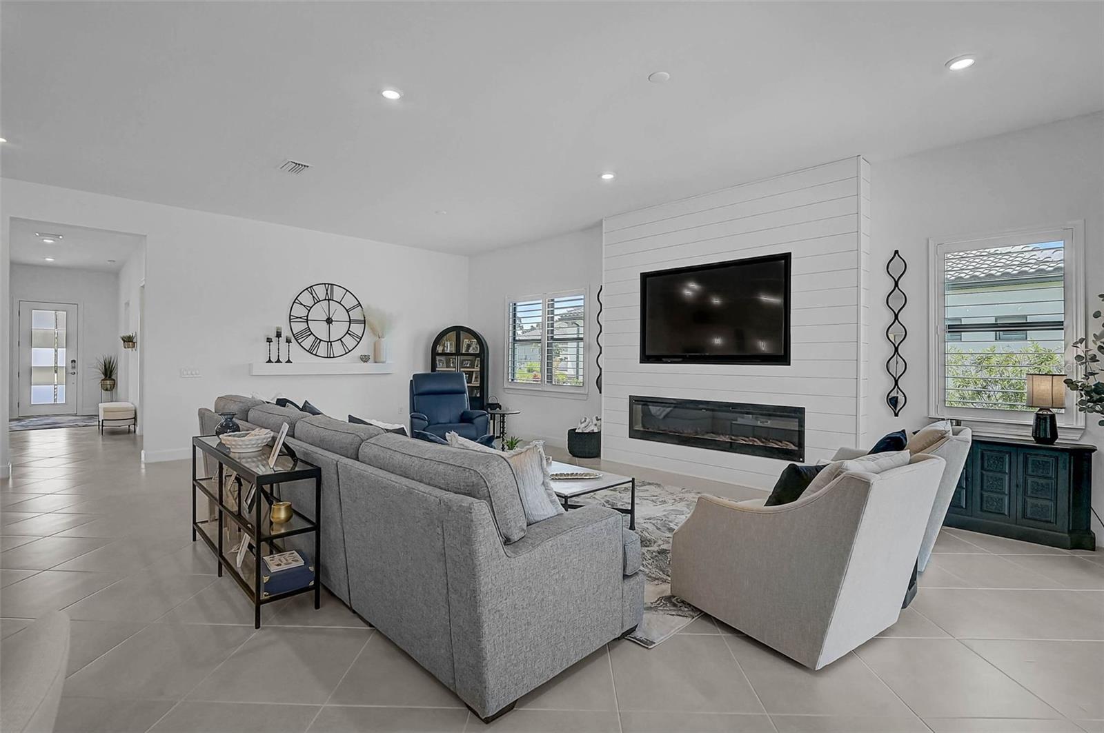 14698 HIDDEN SAWGRASS PATH