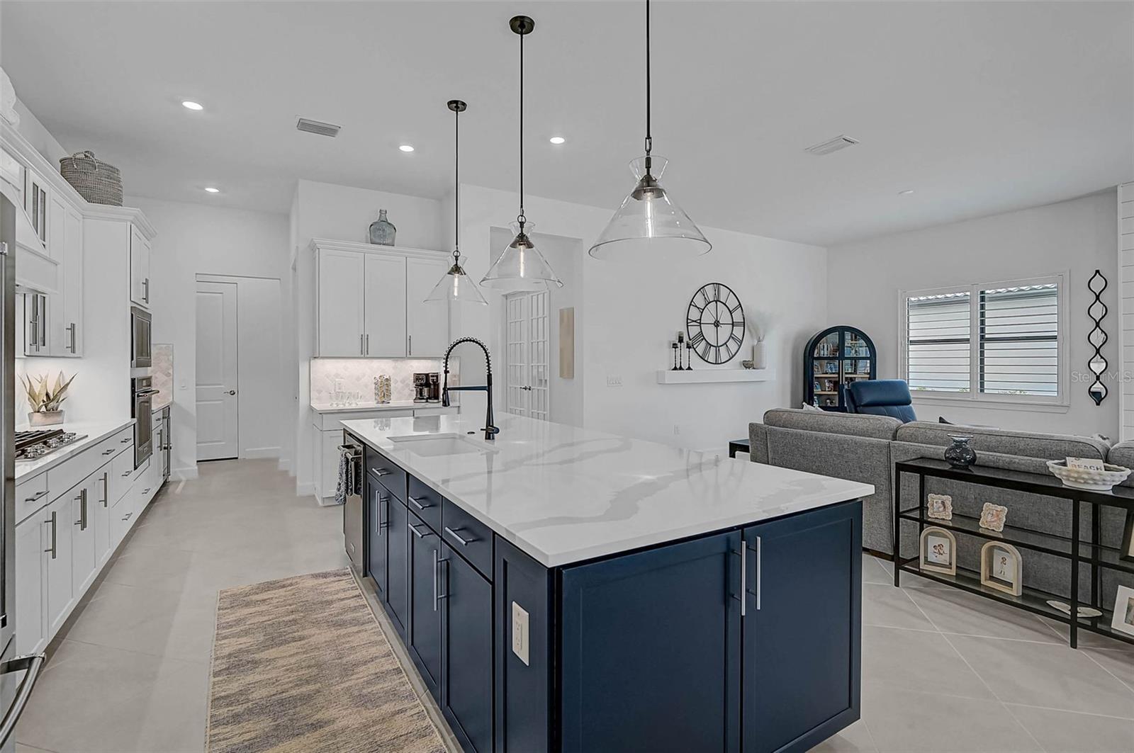 14698 HIDDEN SAWGRASS PATH