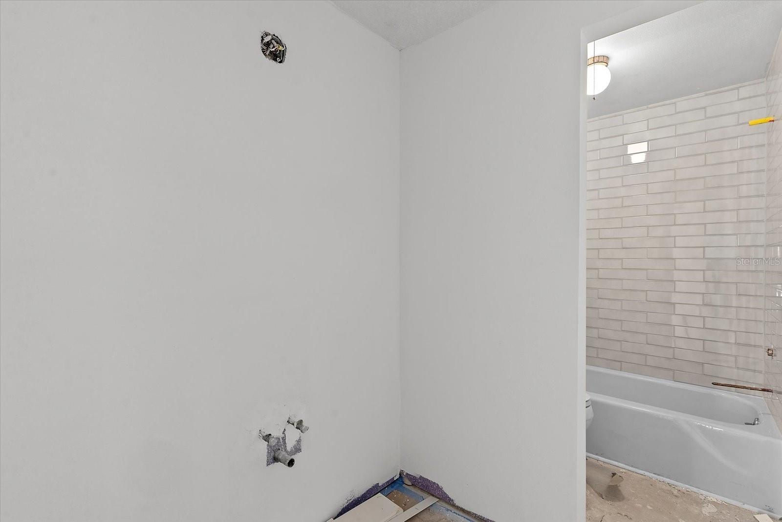 658 SPANISH DR S #108