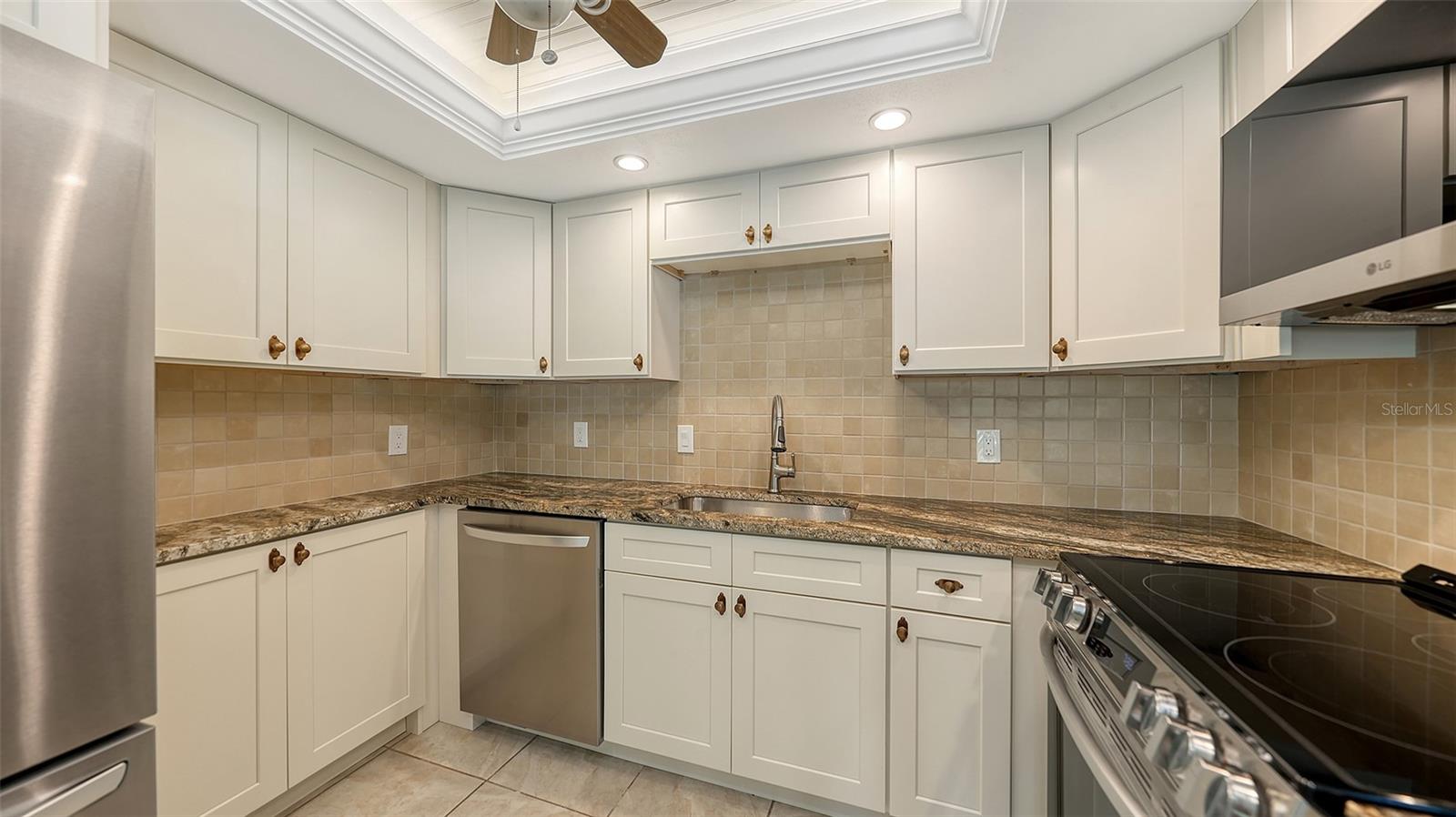 225 HOURGLASS WAY #103