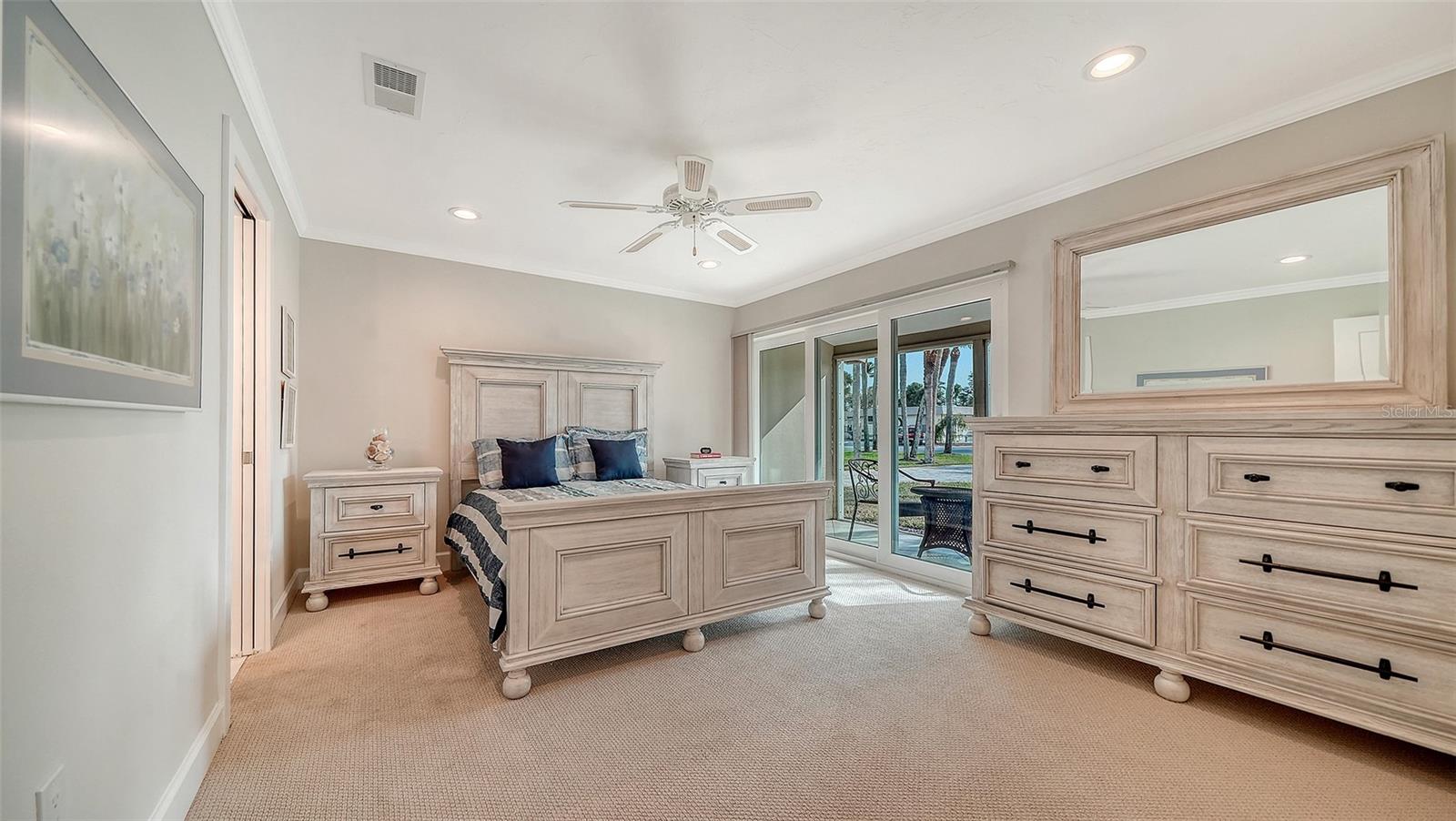 204 HOURGLASS WAY #V9