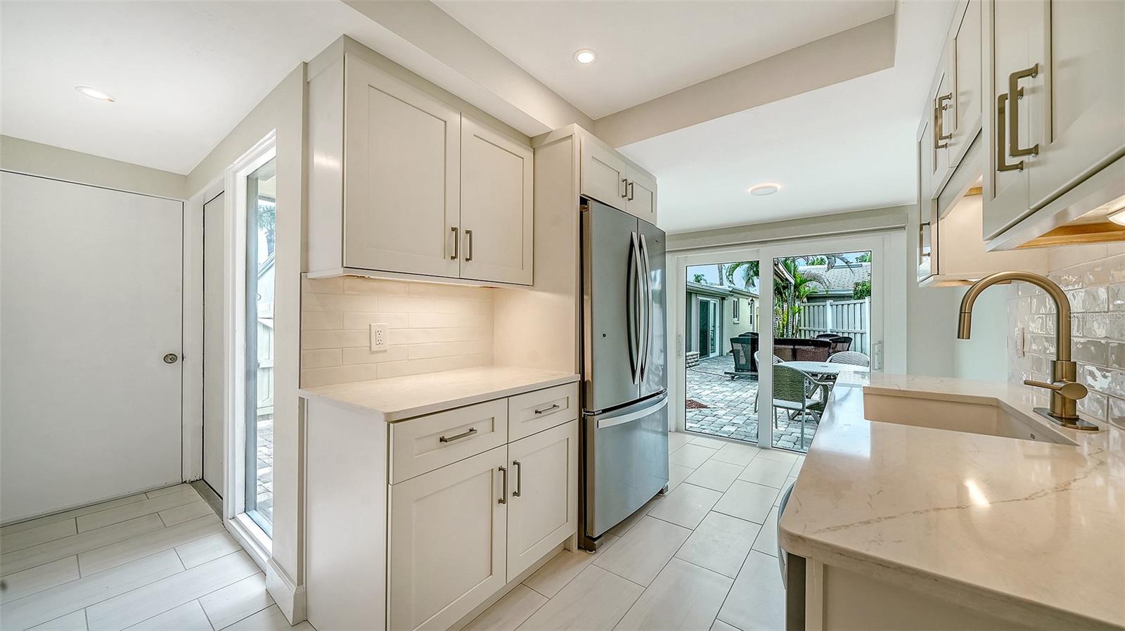 206 HOURGLASS WAY #V10