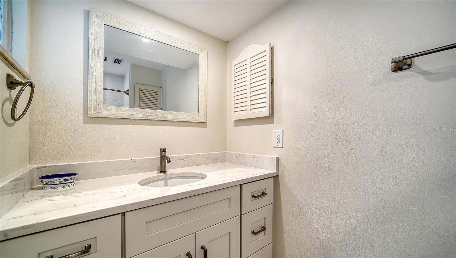 206 HOURGLASS WAY #V10