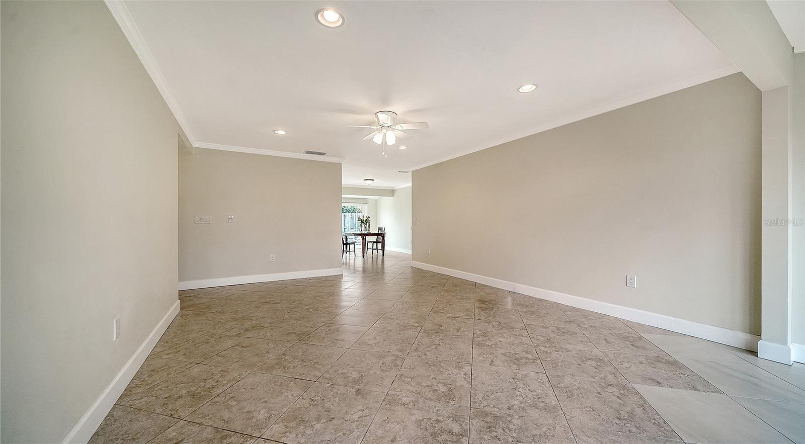 206 HOURGLASS WAY #V10