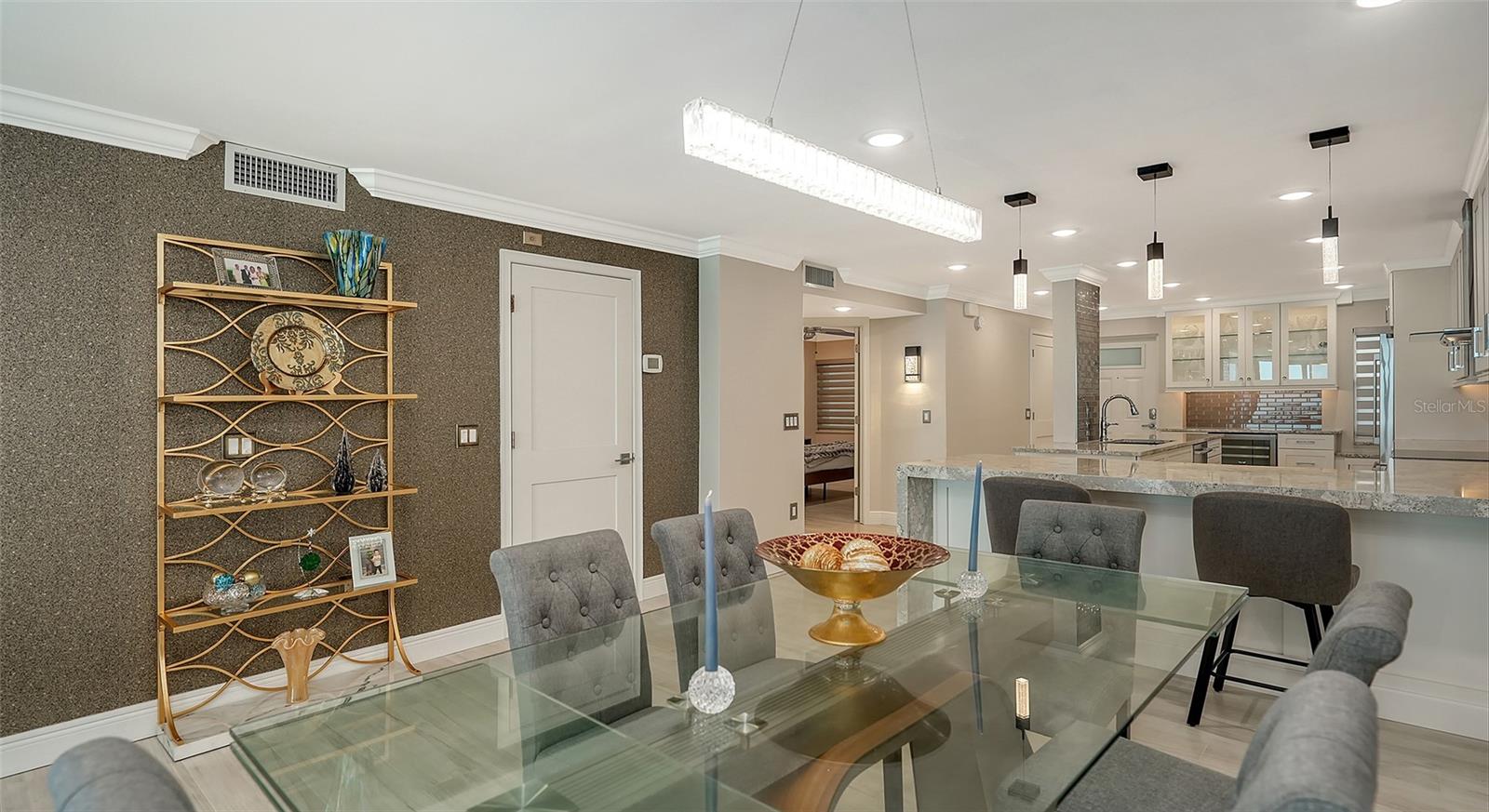 19 WHISPERING SANDS DR #1105