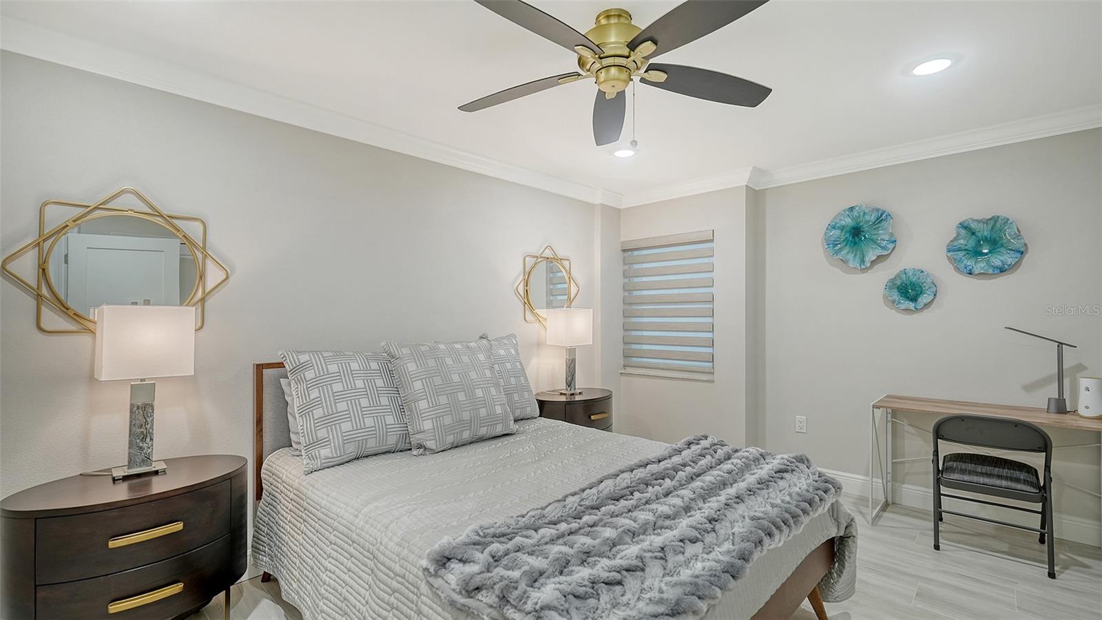 19 WHISPERING SANDS DR #1105