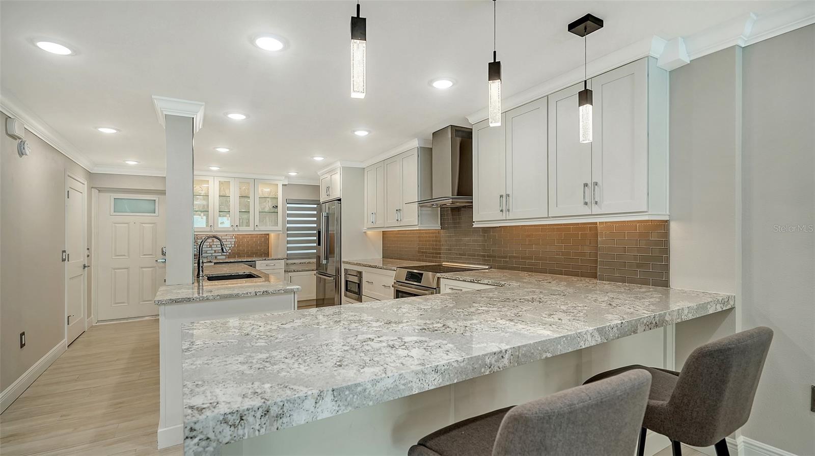 19 WHISPERING SANDS DR #1105